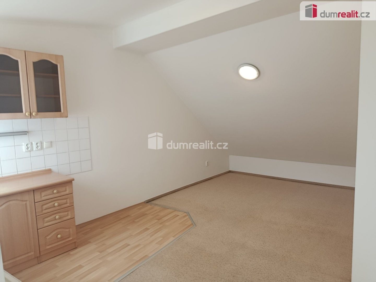Pronájem bytu 1+kk 20 m² - foto 5