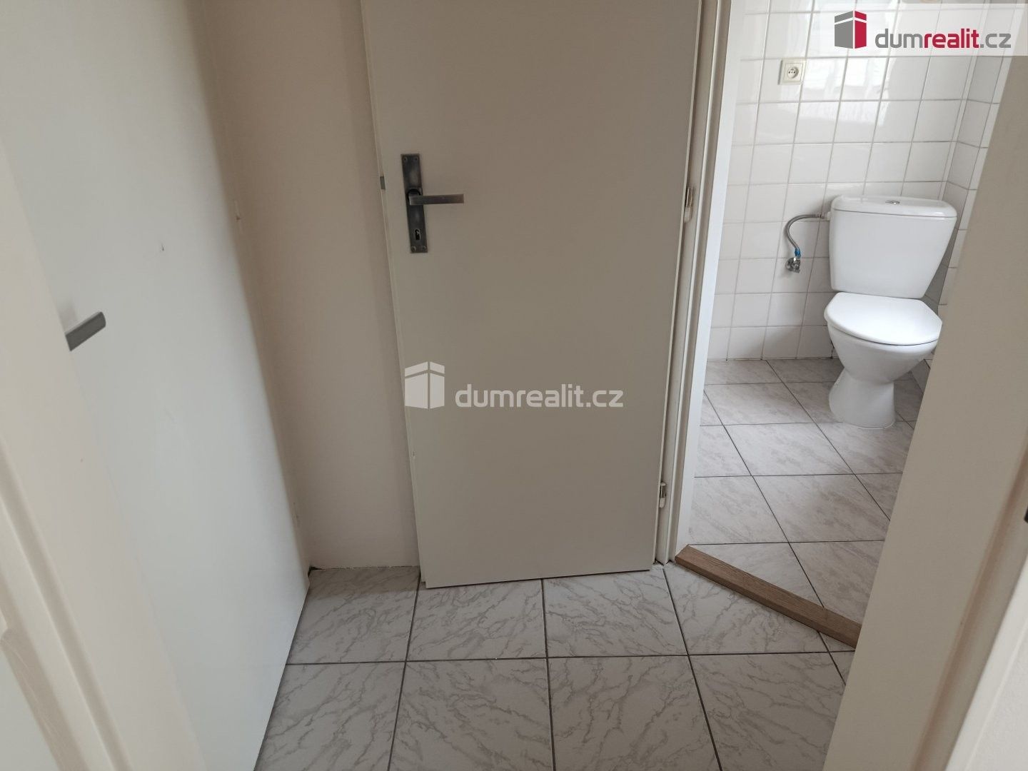 Pronájem bytu 1+kk 20 m² - foto 11