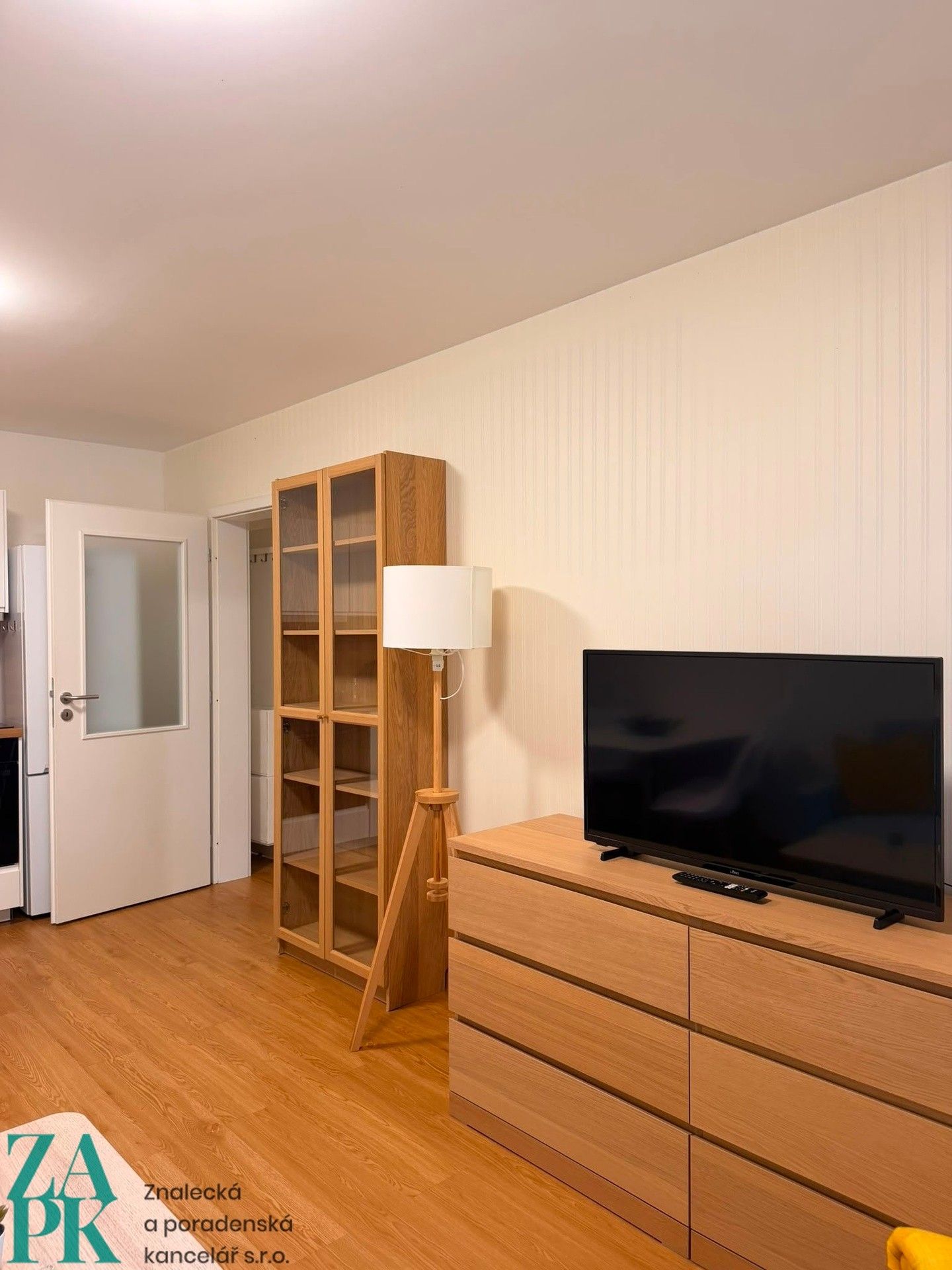 Pronájem bytu 2+kk 42 m² - foto 4