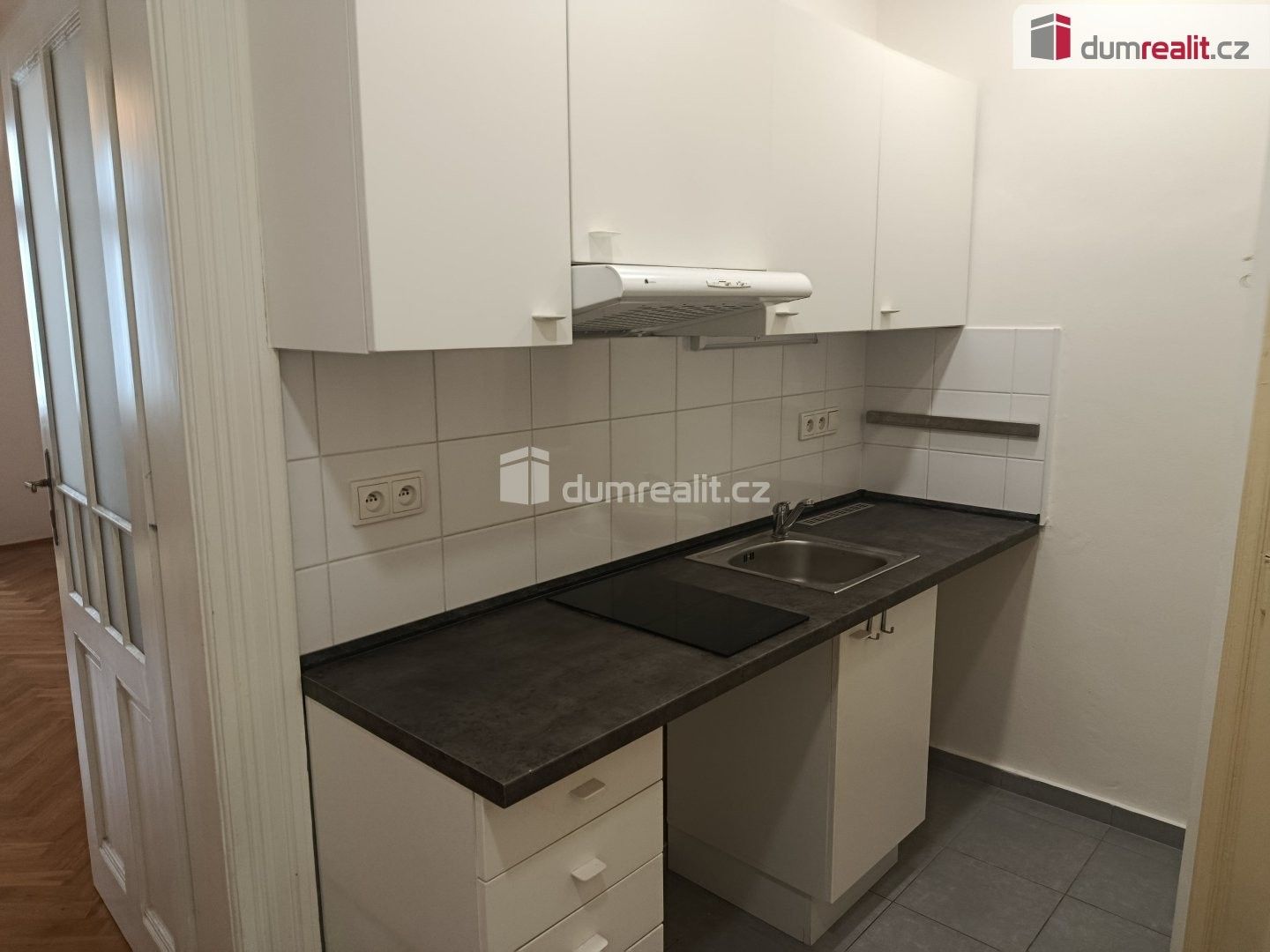 Pronájem bytu 1+kk 29 m² - foto 4