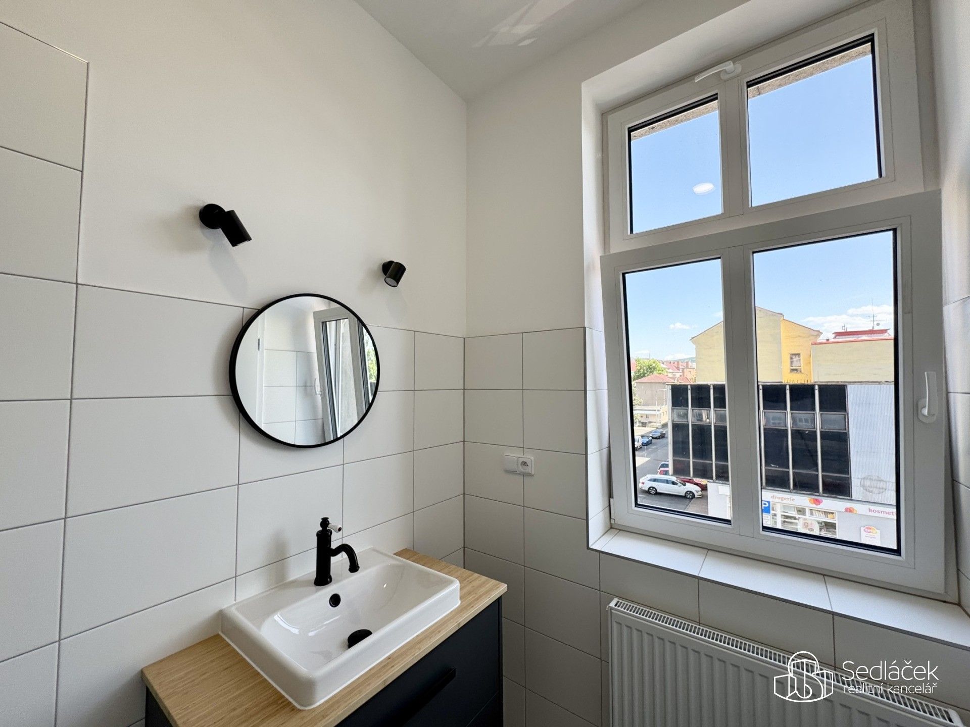 Pronájem bytu 1+1 32 m² - foto 3