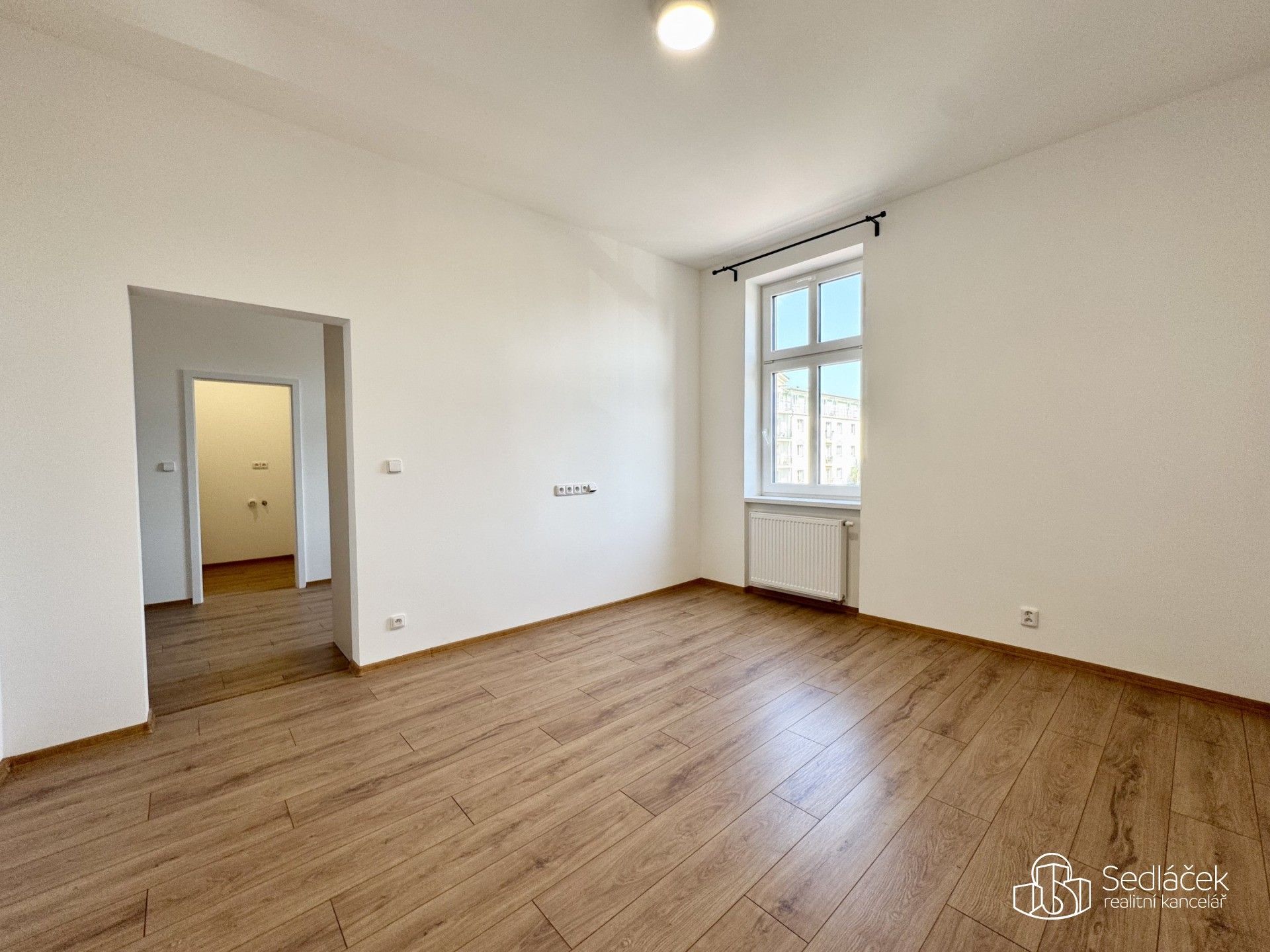Pronájem bytu 1+1 32 m² - foto 6
