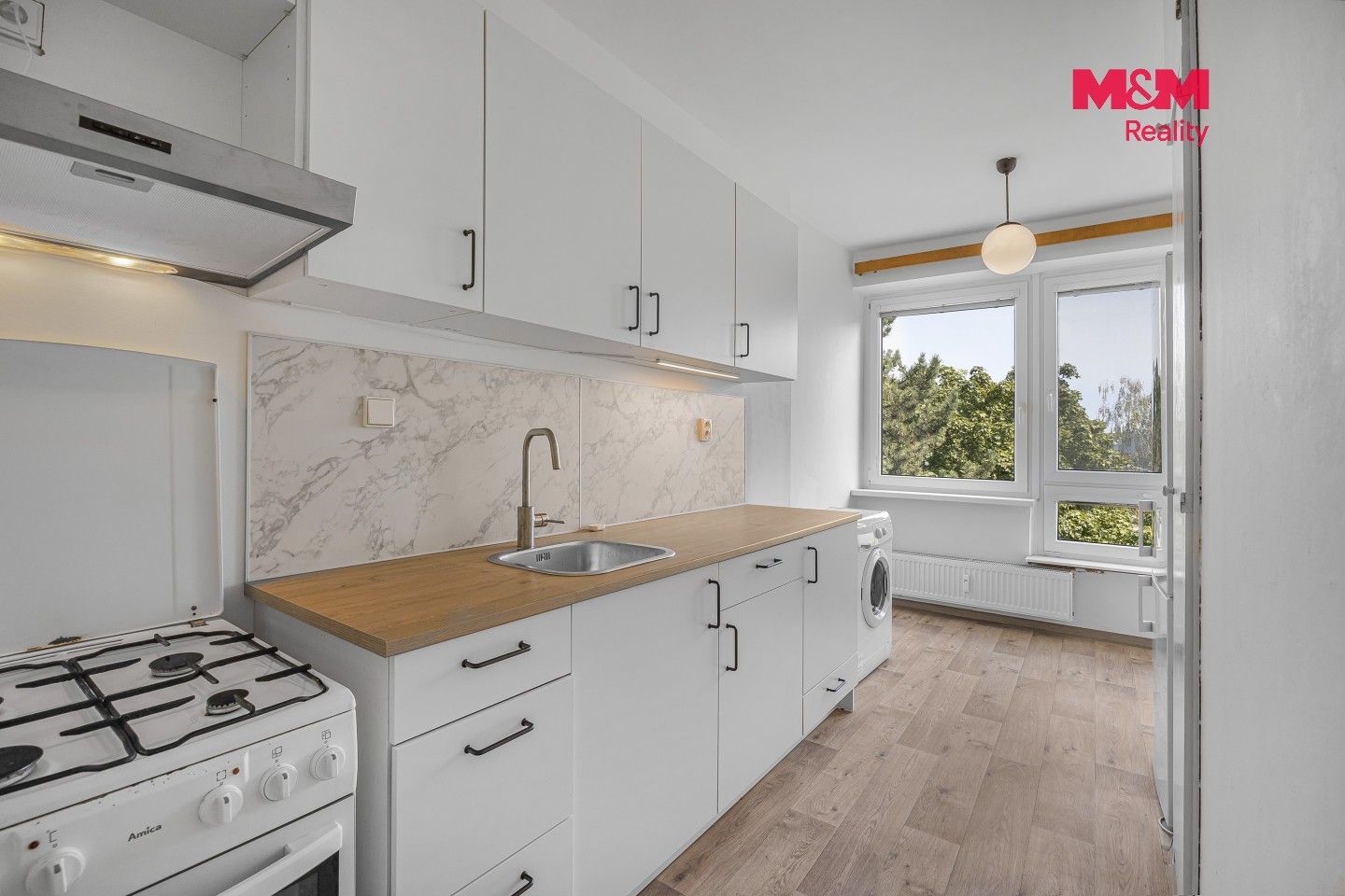 Pronájem bytu 3+1 77 m² - foto 2
