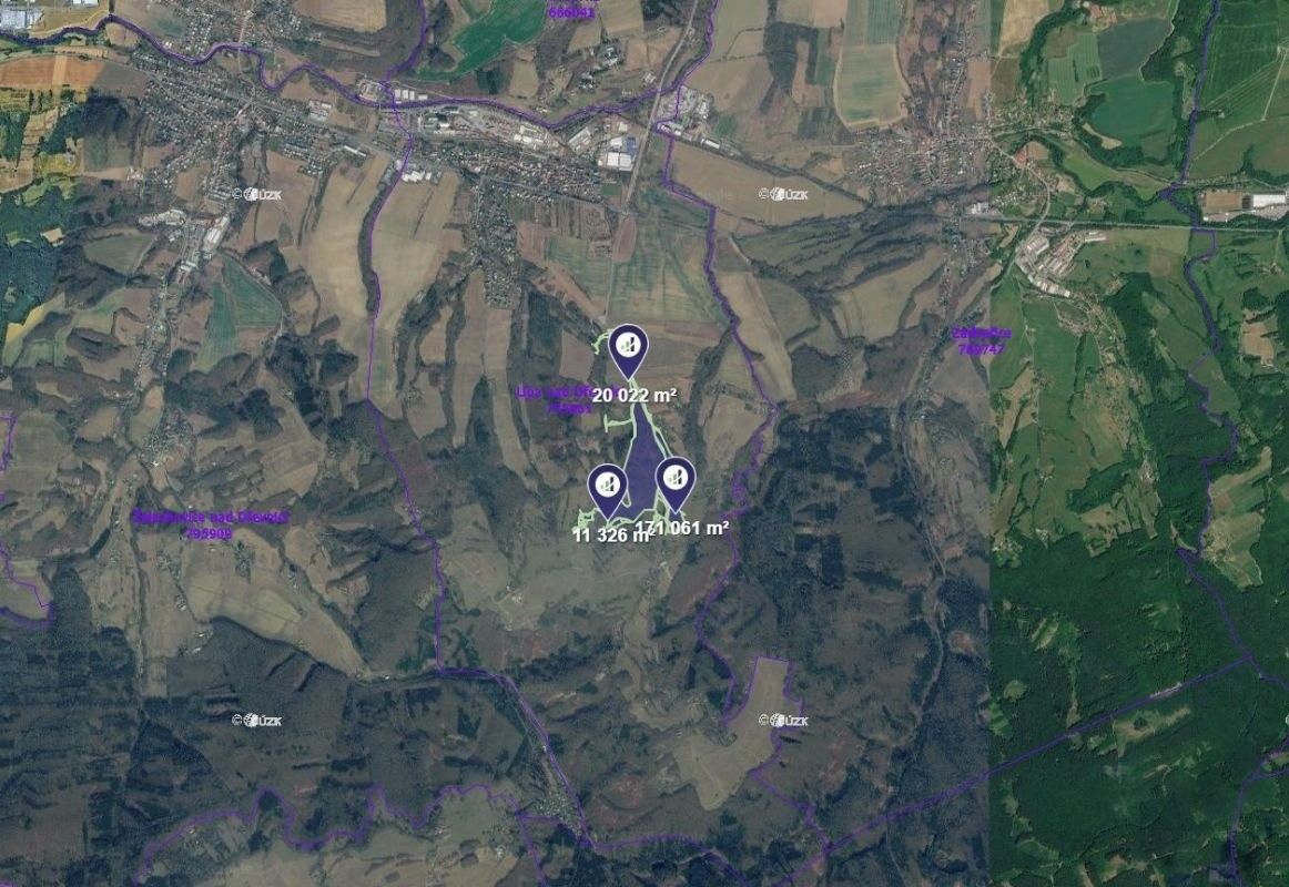 Prodej pozemku 2300 m² - foto 2