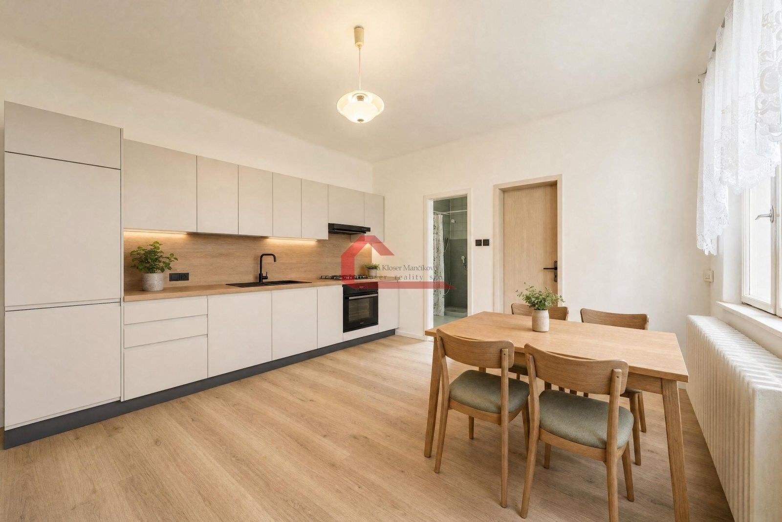 Prodej domu 195 m² - foto 4