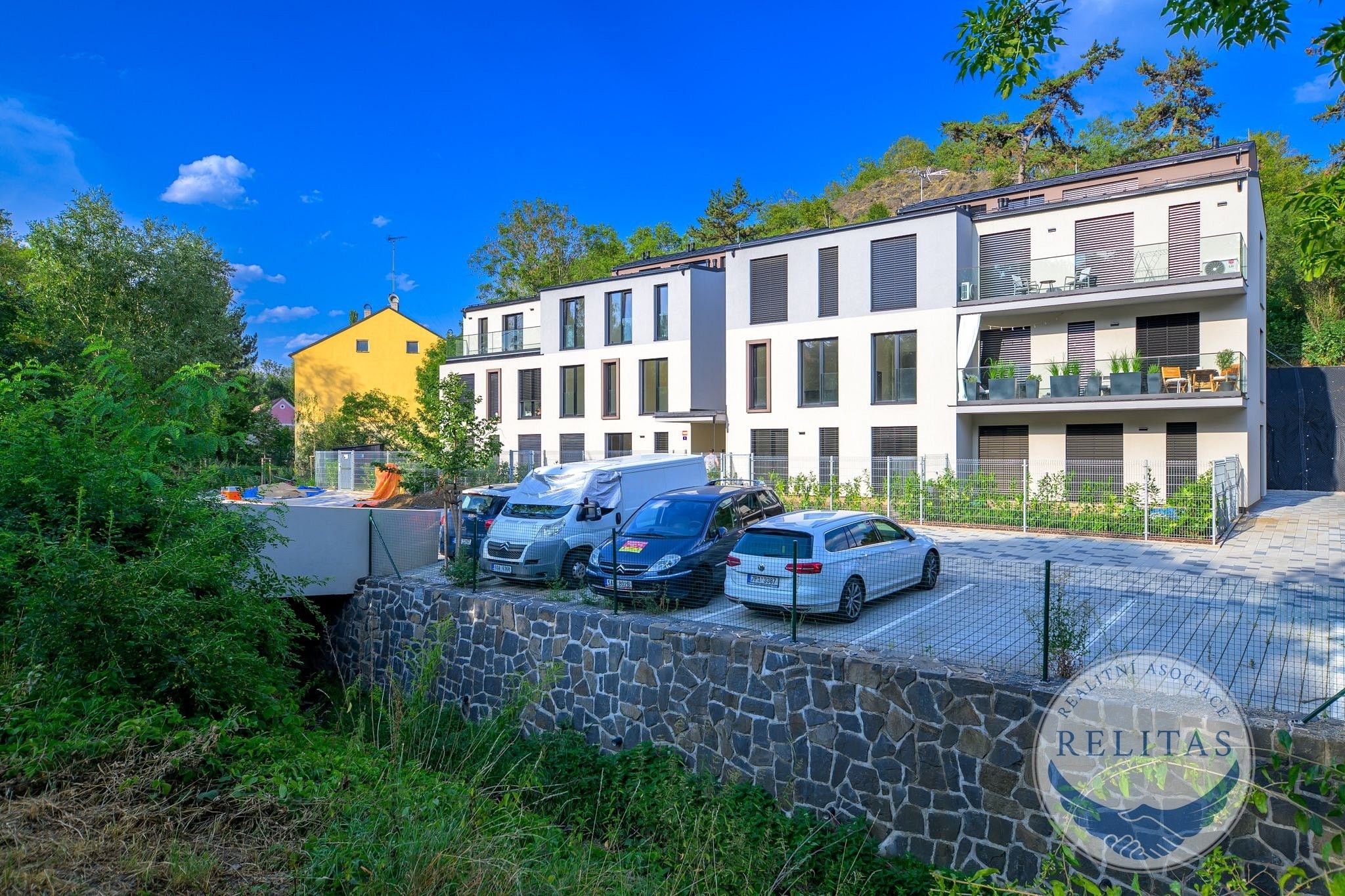 Pronájem bytu 2+kk 52 m² - foto 1