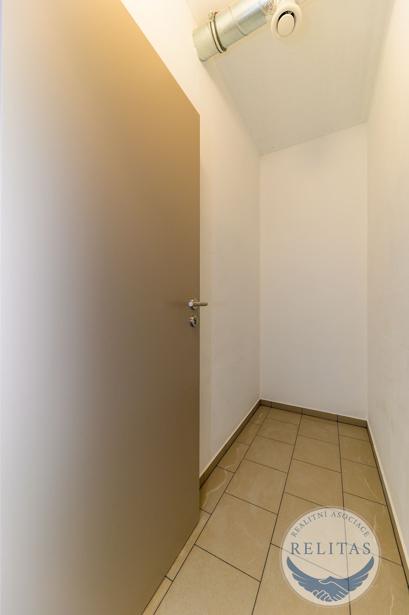 Pronájem bytu 2+kk 52 m² - foto 13