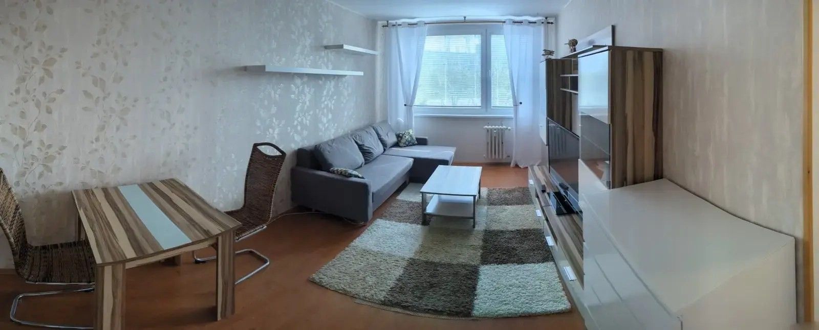 Pronájem bytu 2+kk 48 m² - foto 1