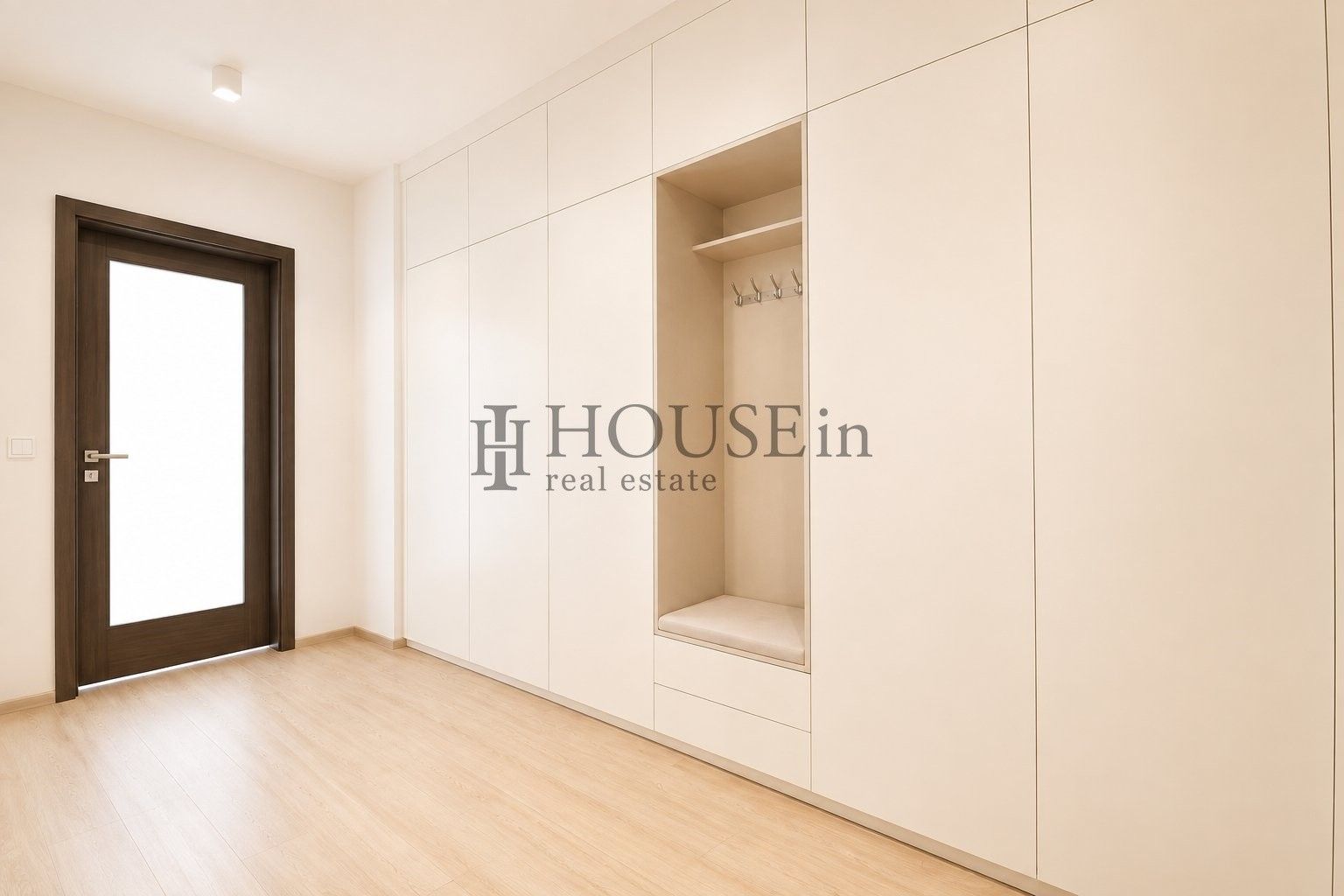 Pronájem bytu 2+kk 70 m² - foto 13