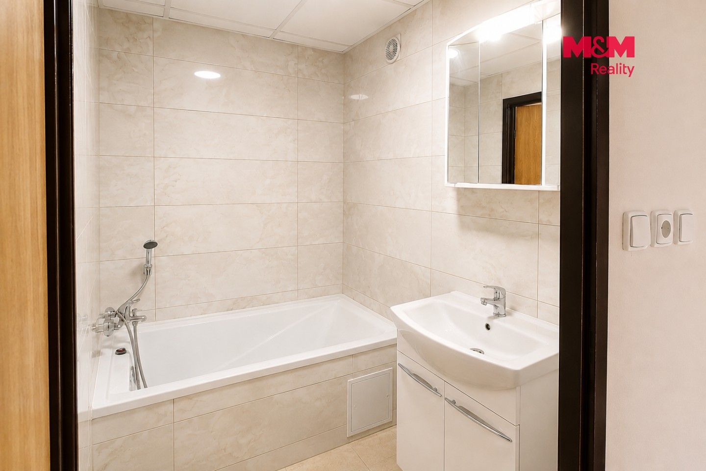 Pronájem bytu 1+1 36 m² - foto 3