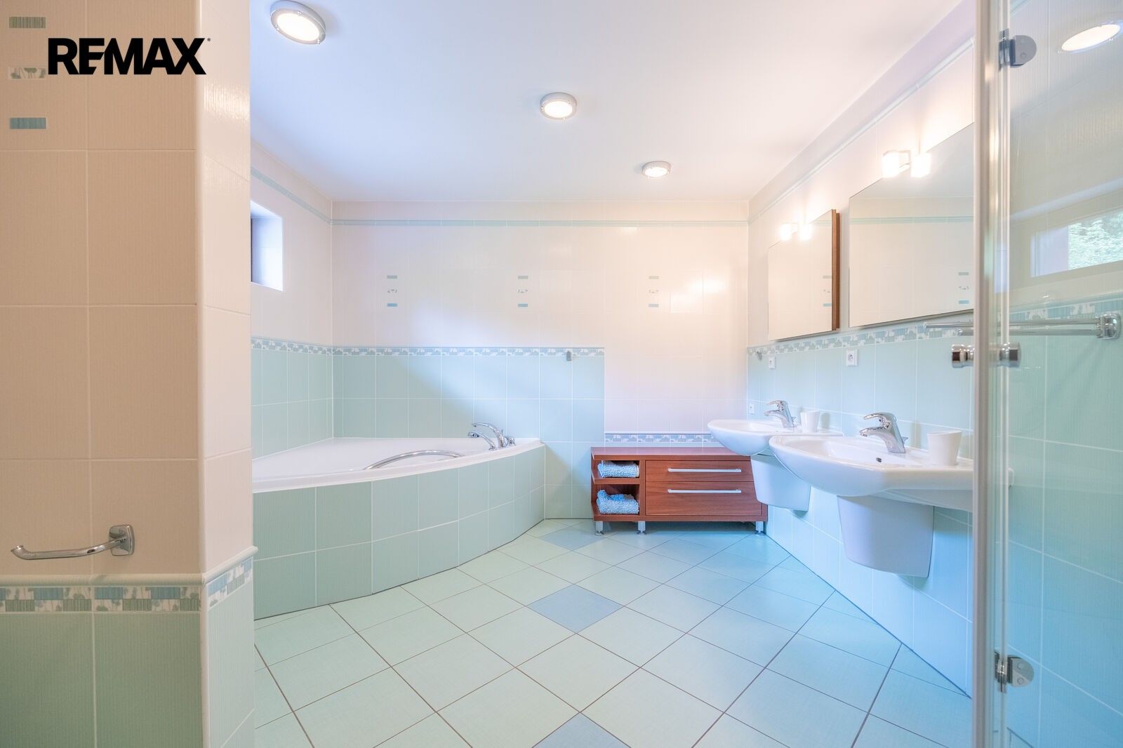 Prodej domu 325 m² - foto 17