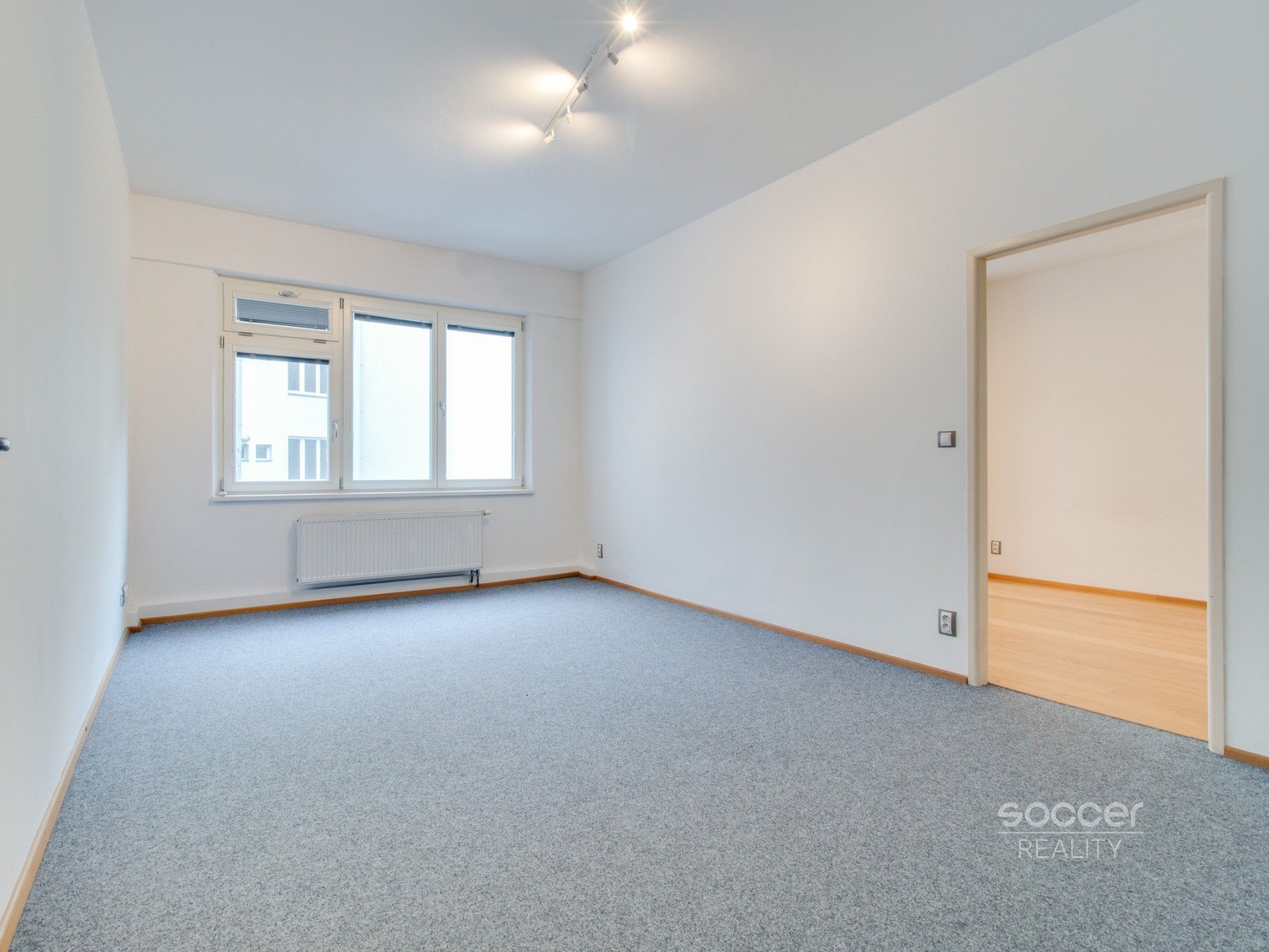 Pronájem bytu 3+1 97 m² - foto 2