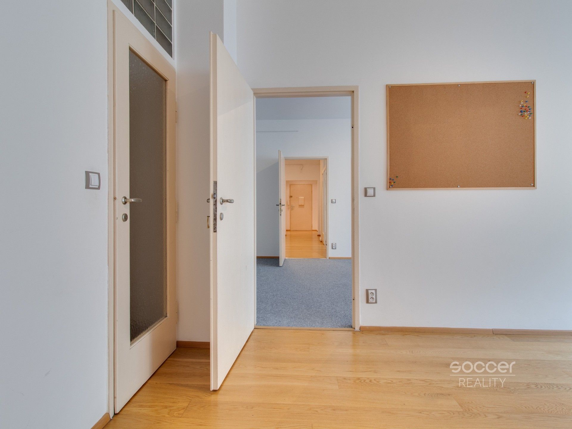 Pronájem bytu 3+1 97 m² - foto 19
