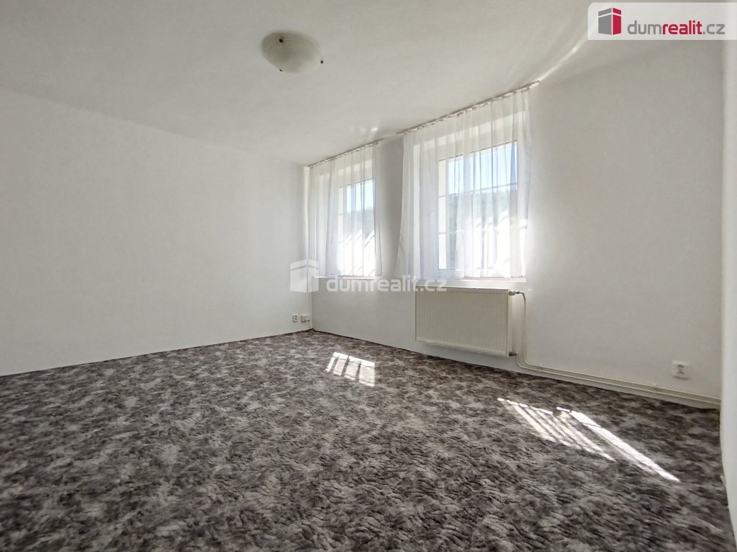 Pronájem bytu 3+1 62 m² - foto 13