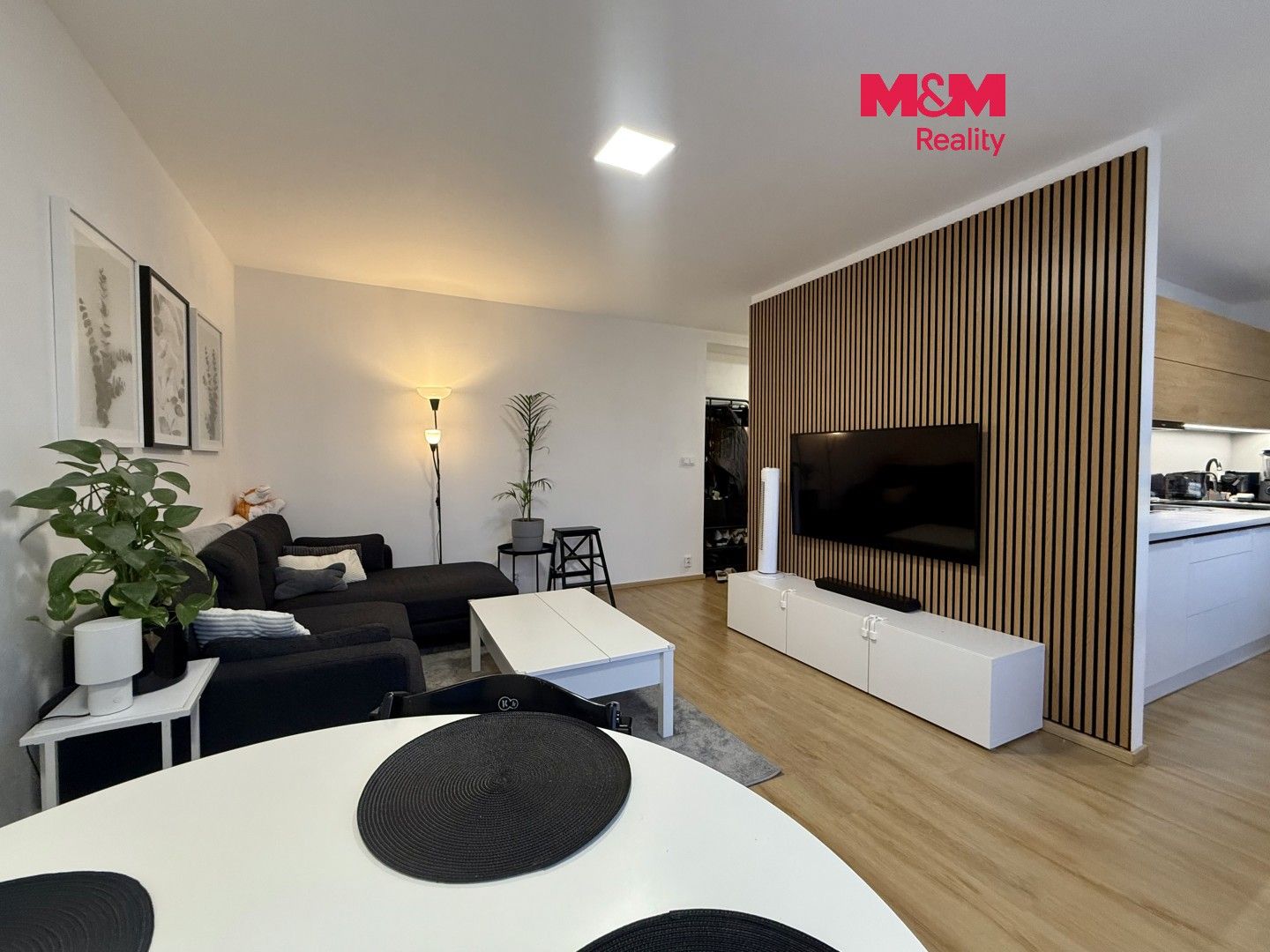 Prodej bytu 2+1 50 m² - foto 1