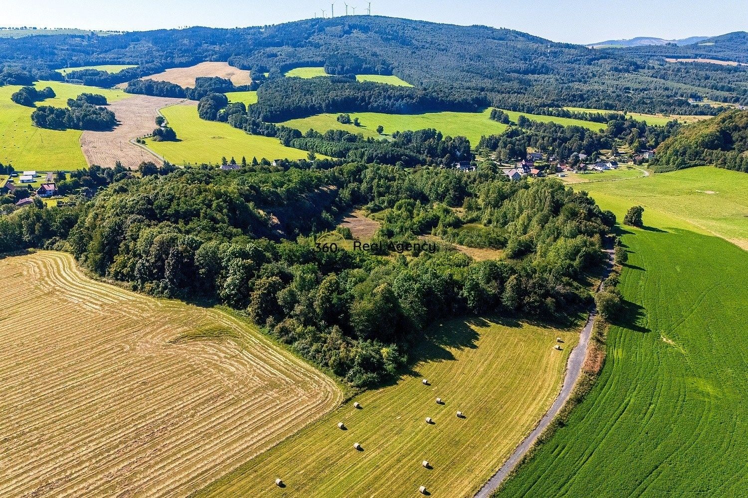 Prodej nemovitosti - foto 4
