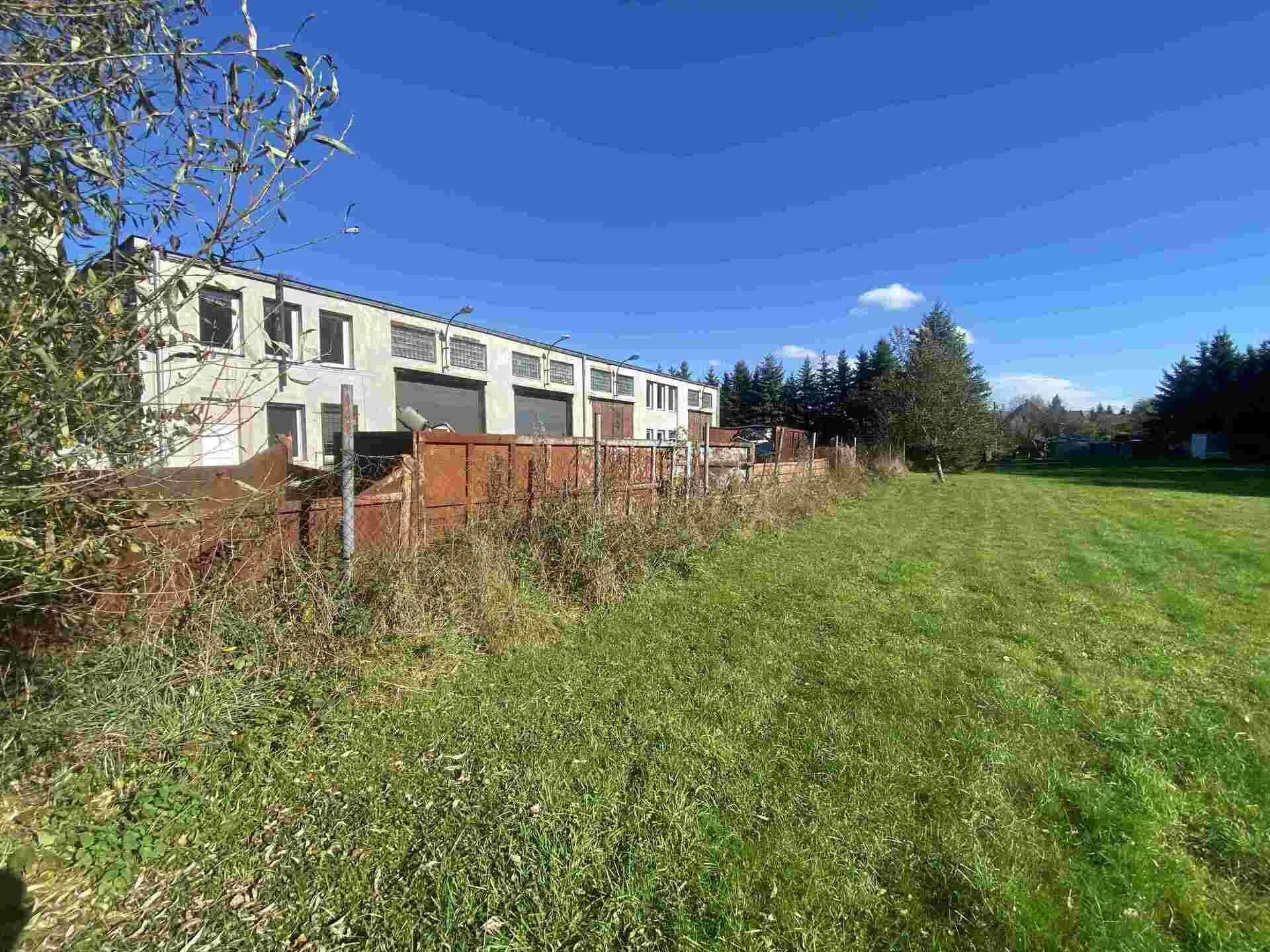Prodej nemovitosti 376 m² - foto 3