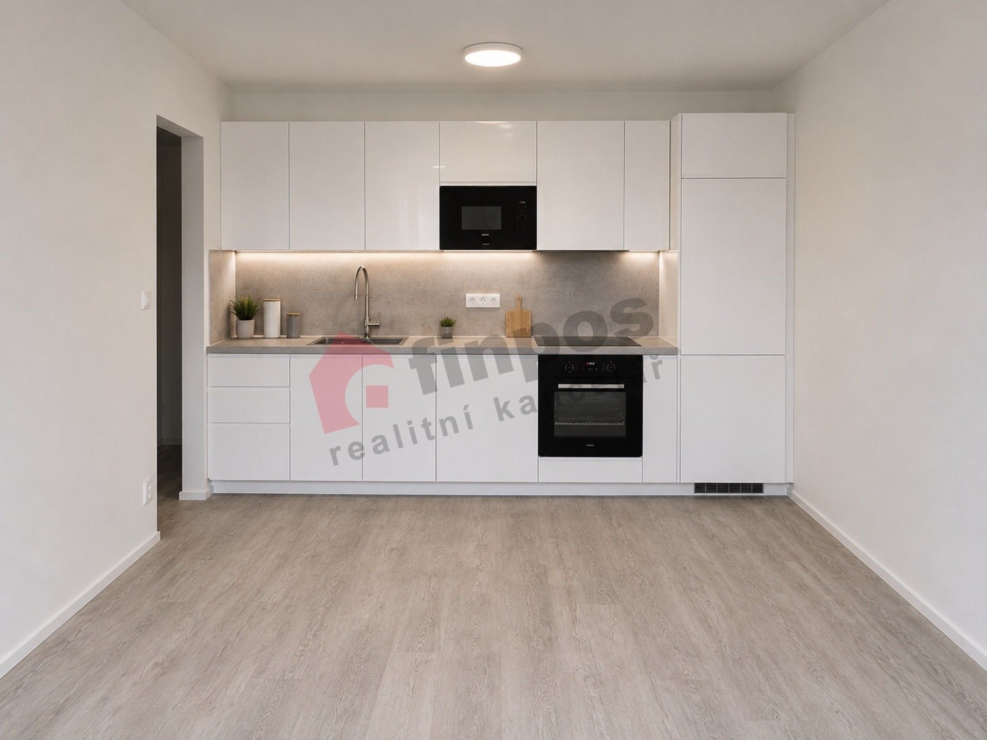 Pronájem bytu 2+kk 49 m² - foto 2