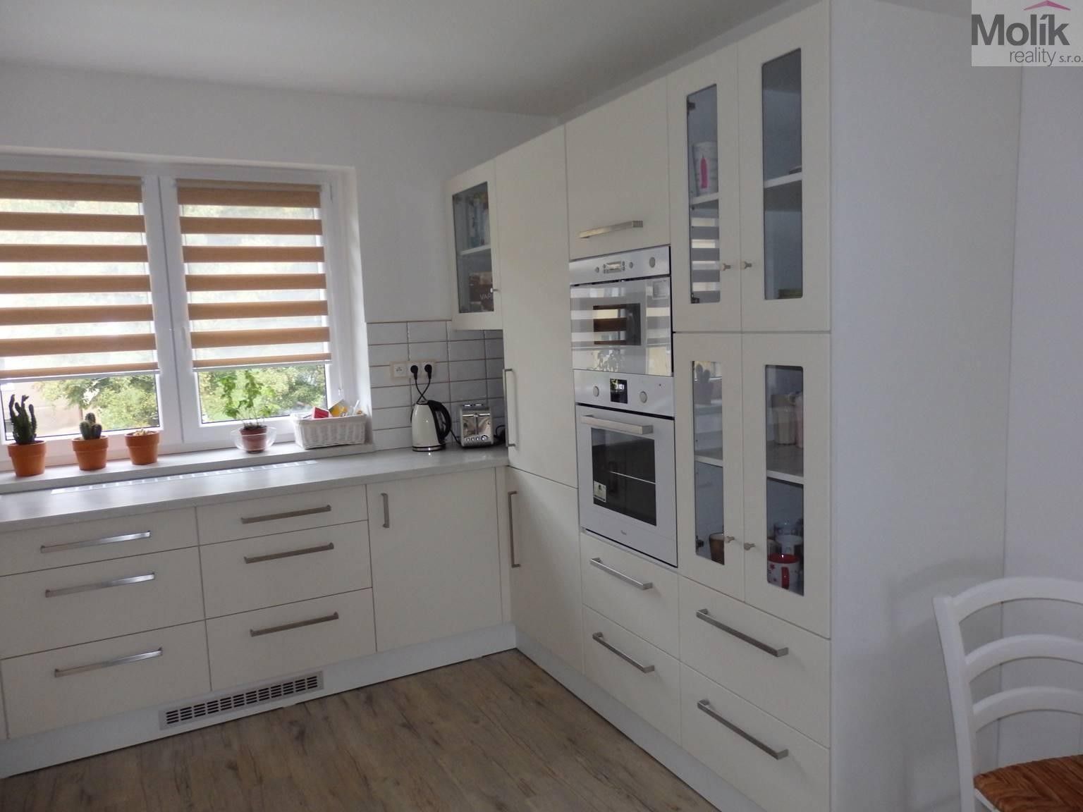 Pronájem bytu 2+1 70 m² - foto 1