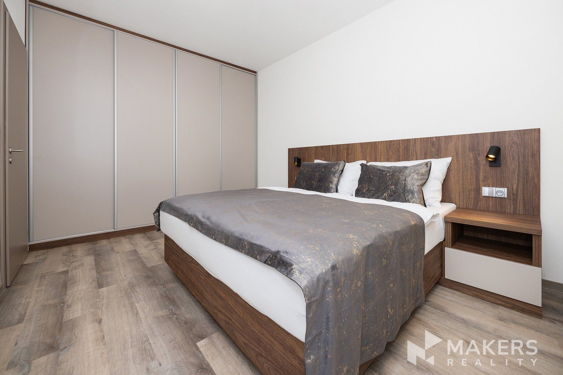 Pronájem bytu 2+kk 48 m² - foto 8