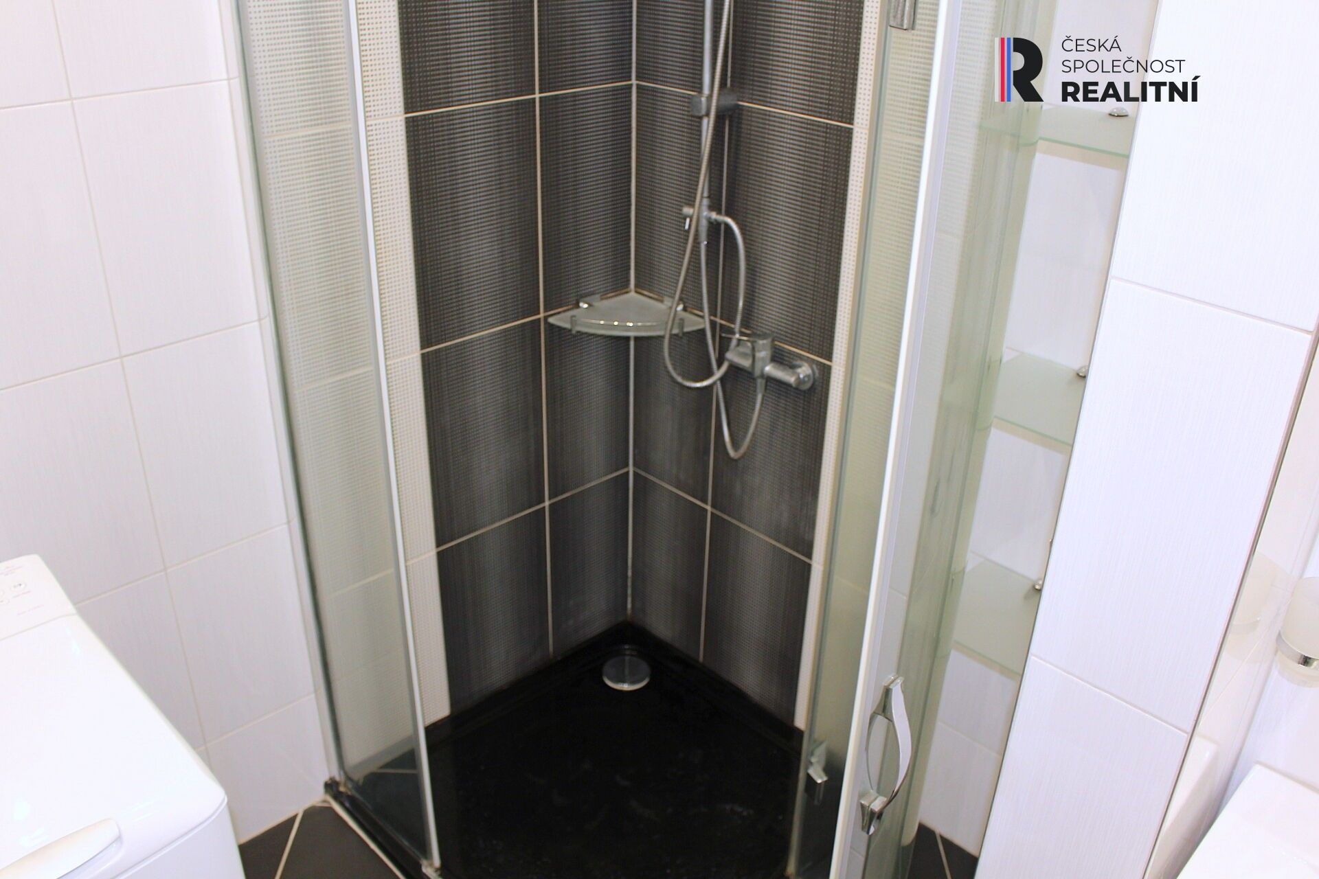 Pronájem bytu 2+1 54 m² - foto 8