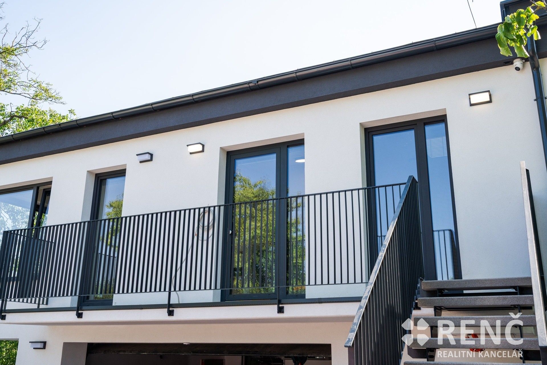 Pronájem bytu 2+kk 52 m² - foto 5