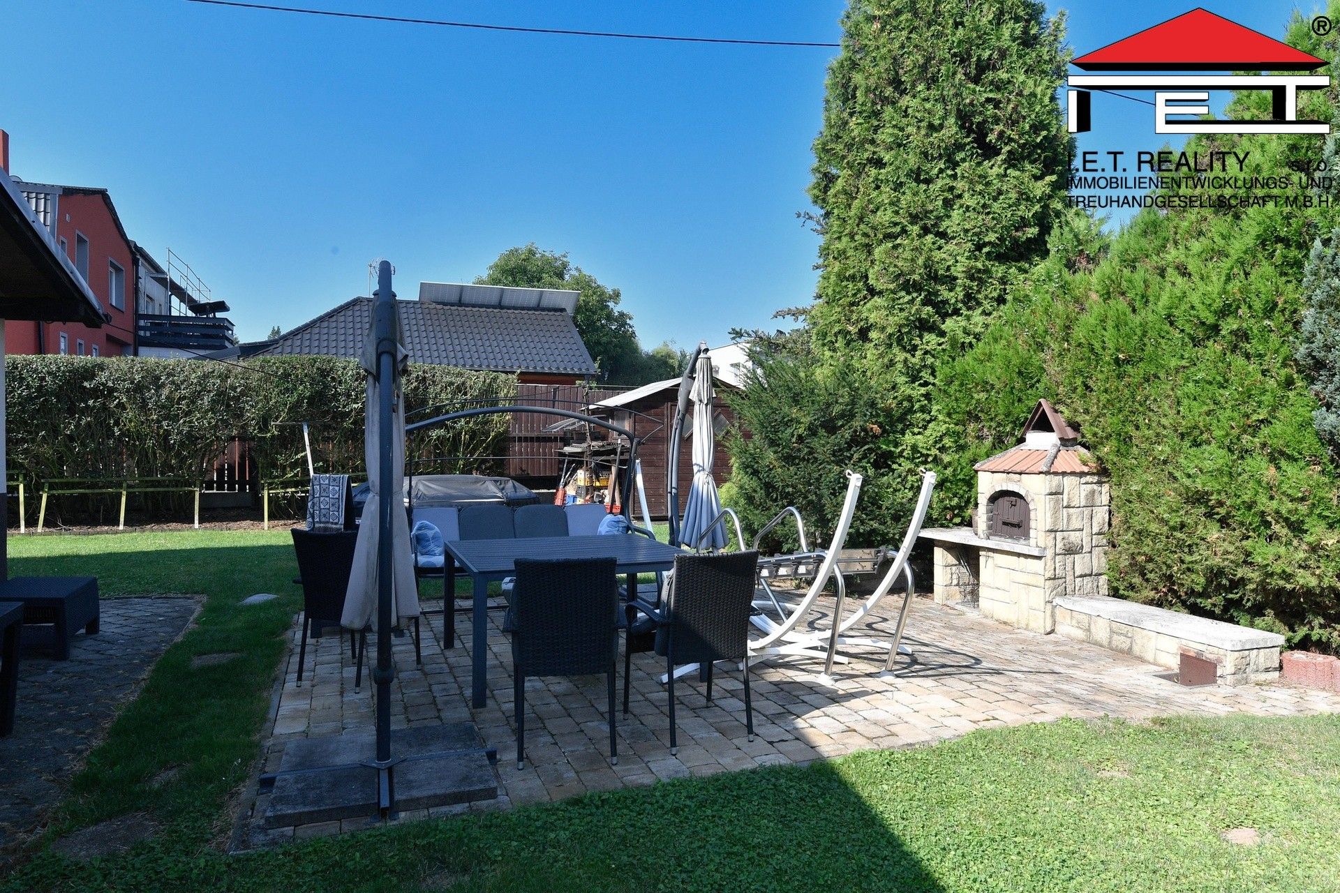 Prodej nemovitosti 255 m² - foto 3