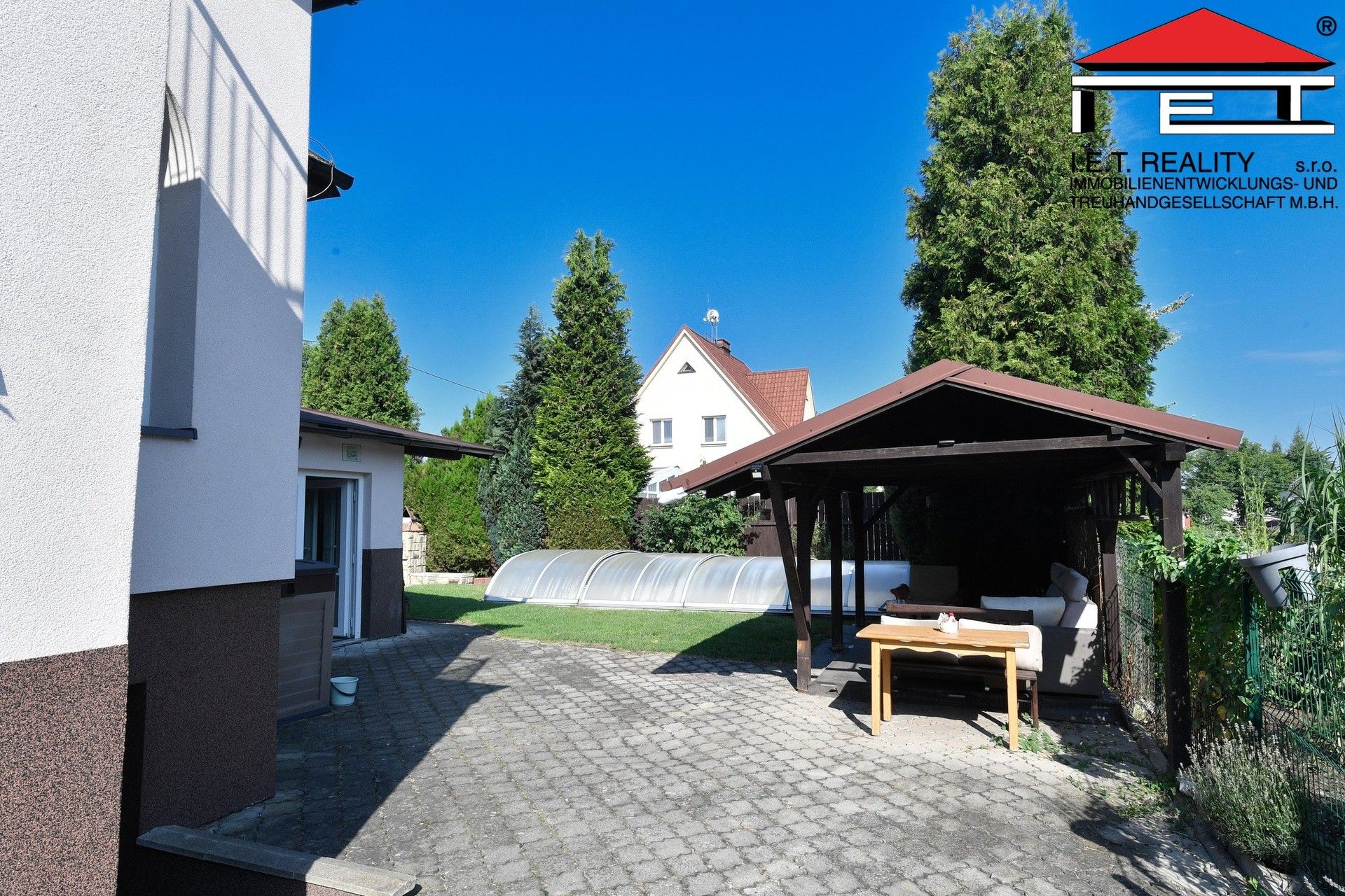 Prodej nemovitosti 255 m² - foto 6