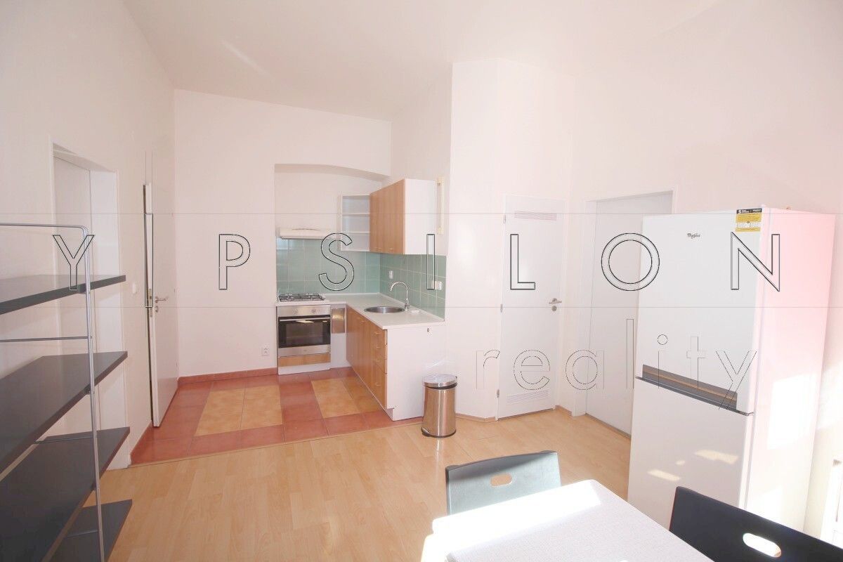 Pronájem bytu 3+kk 60 m² - foto 1