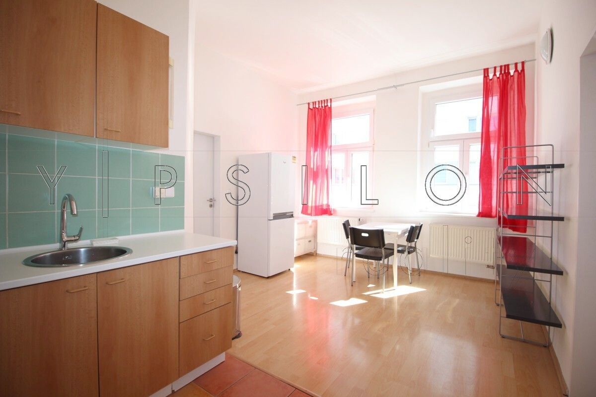 Pronájem bytu 3+kk 60 m² - foto 2