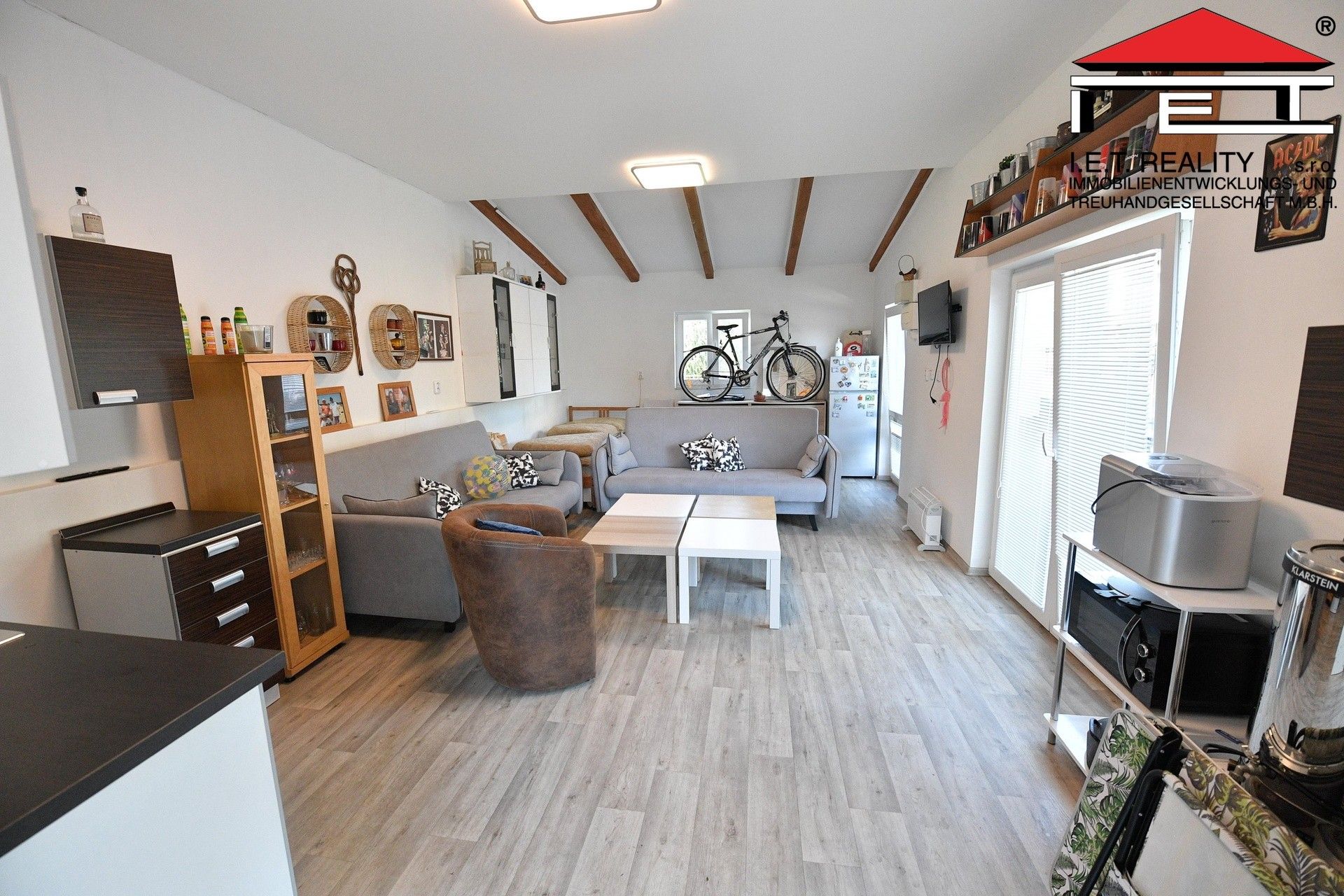 Prodej nemovitosti 255 m² - foto 16
