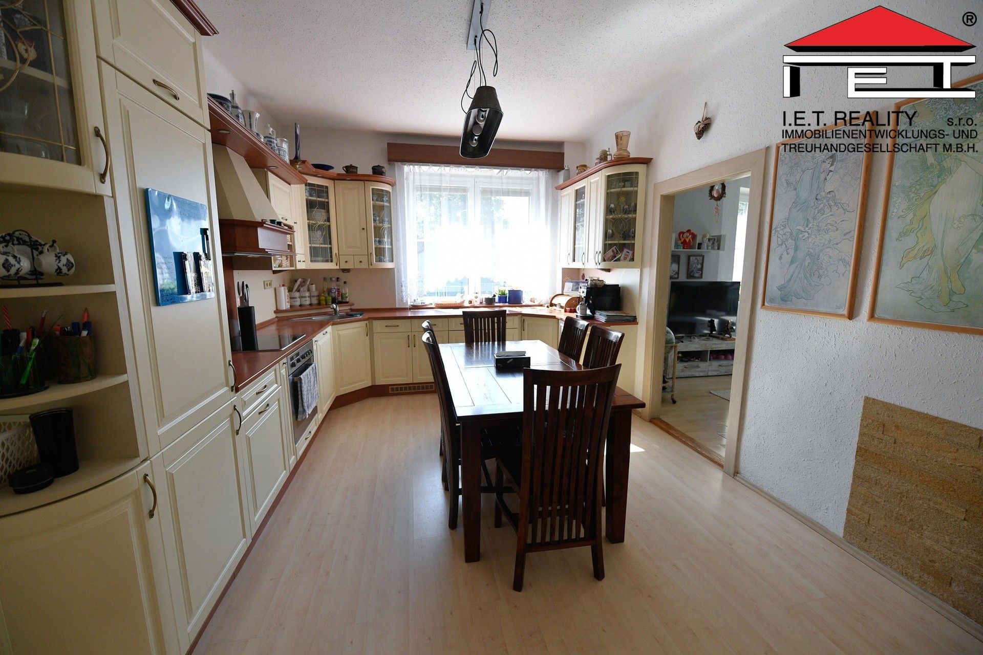 Prodej nemovitosti 255 m² - foto 21