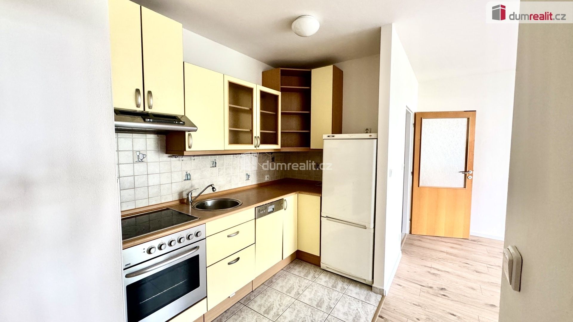 Pronájem bytu 2+kk 60 m² - foto 3