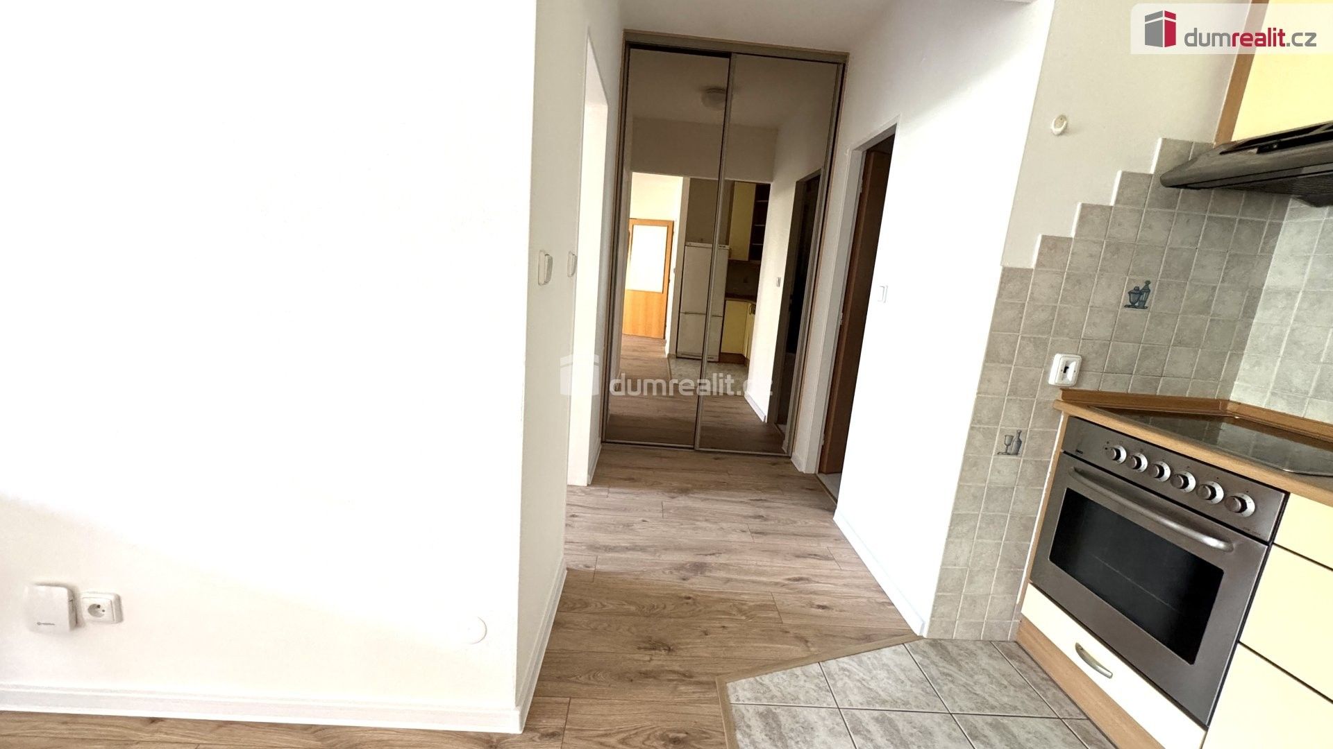 Pronájem bytu 2+kk 60 m² - foto 10