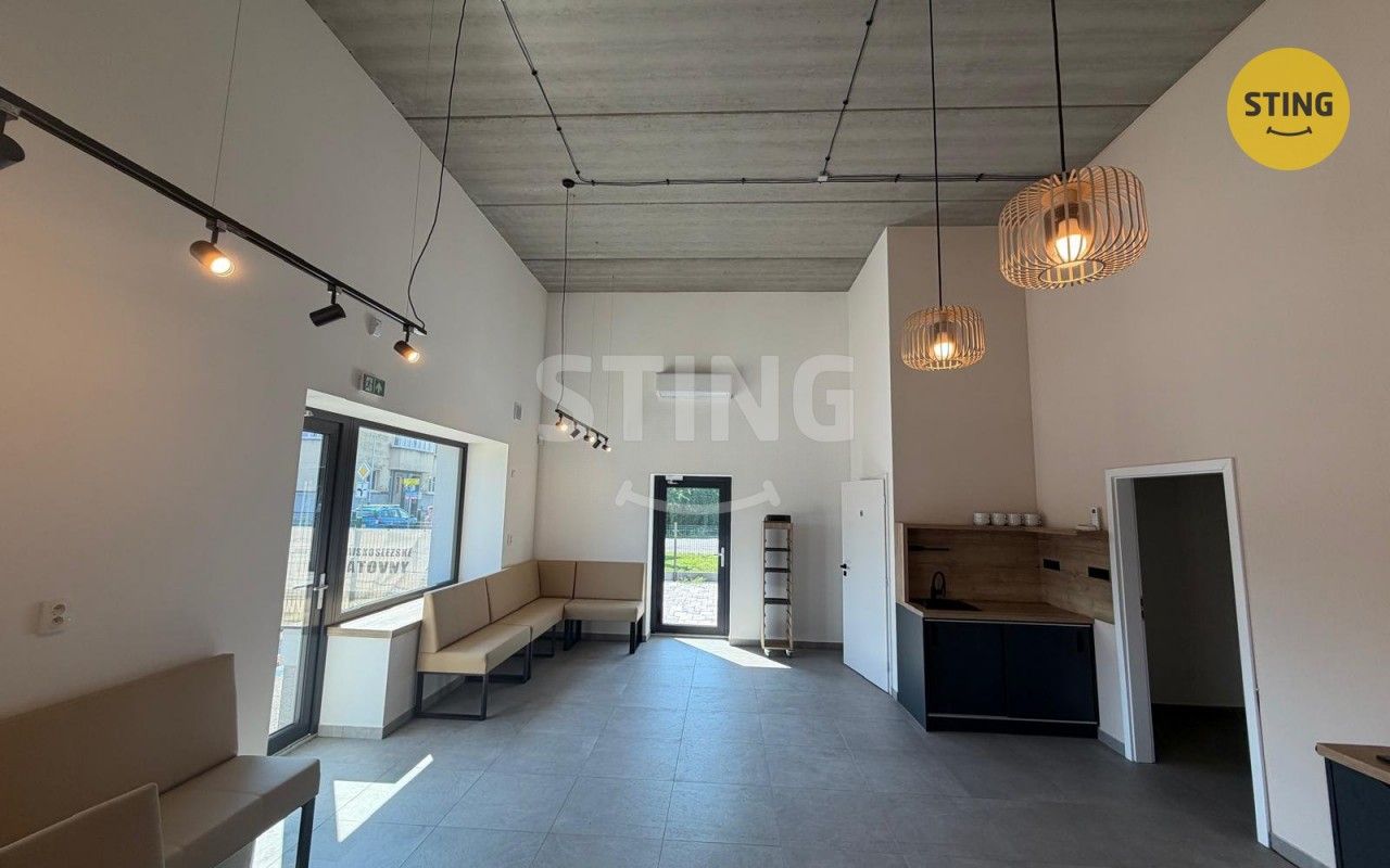 Pronájem komerčního prostoru 70 m² - foto 6