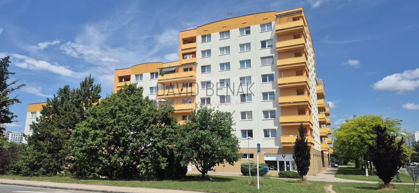 Pronájem bytu 2+kk 54 m² - foto 1