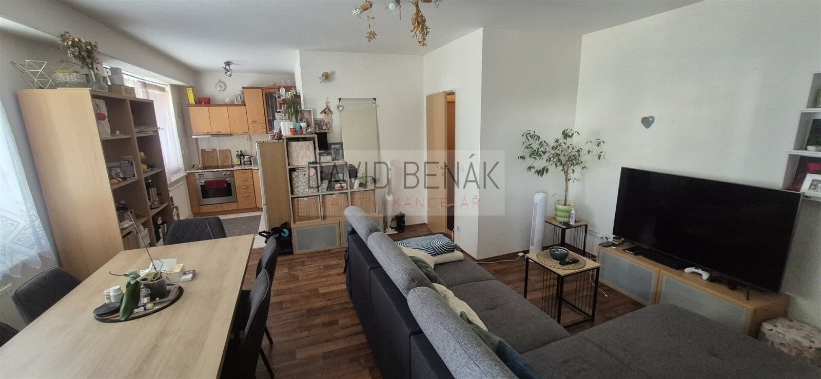 Pronájem bytu 2+kk 54 m² - foto 3