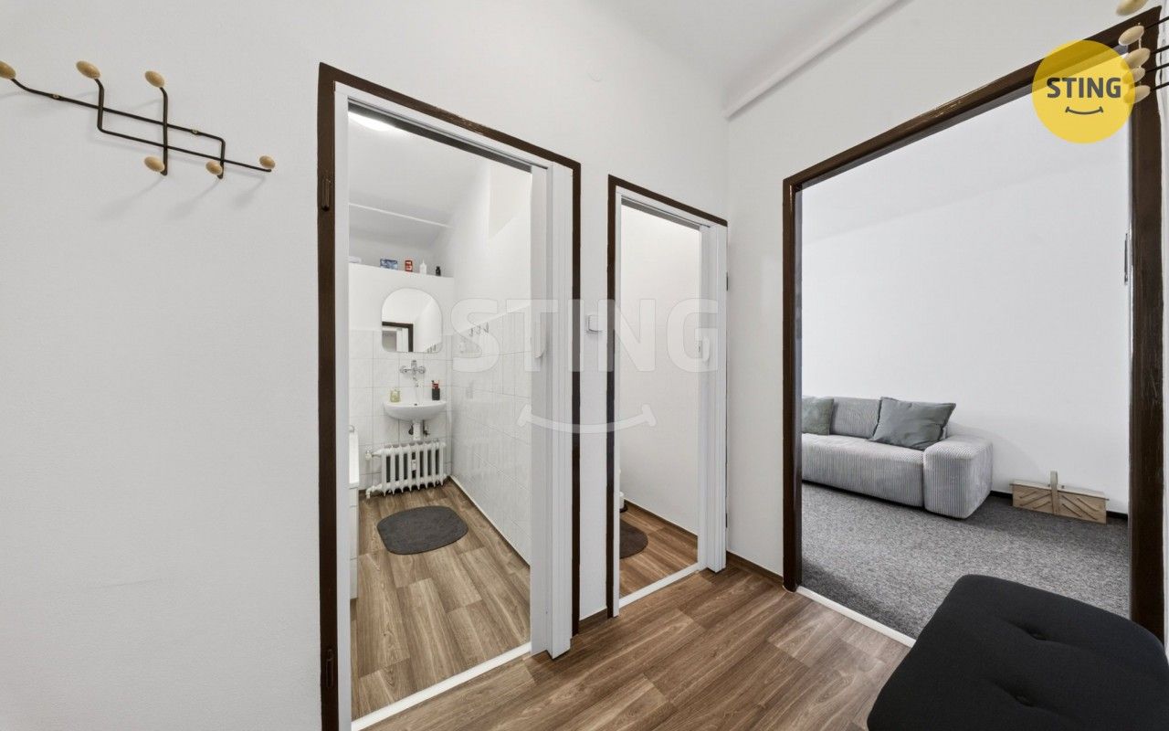 Pronájem bytu 2+kk 41 m² - foto 4
