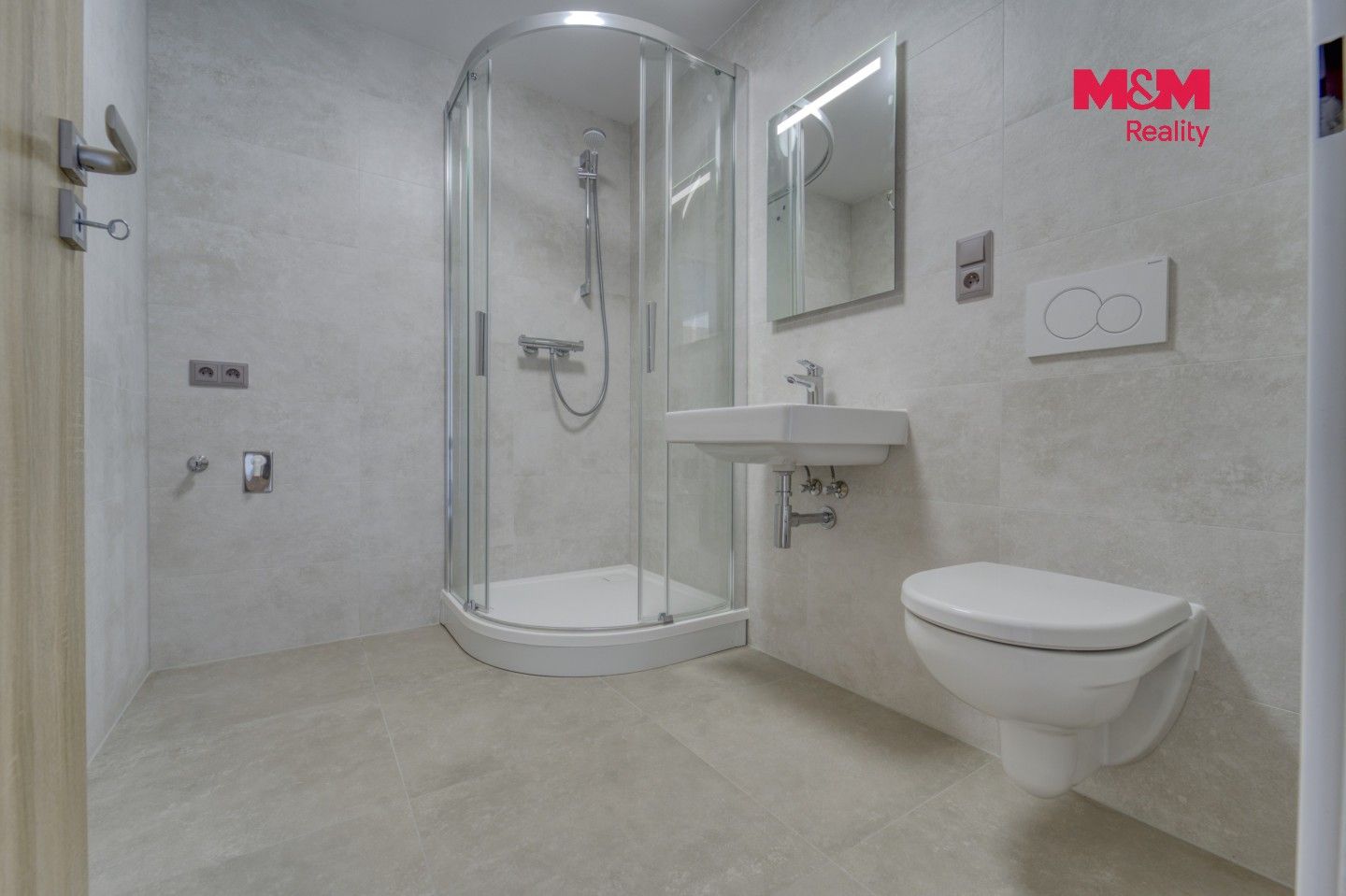 Pronájem bytu 1+1 37 m² - foto 6
