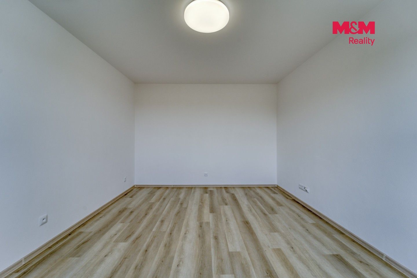 Pronájem bytu 1+1 37 m² - foto 4