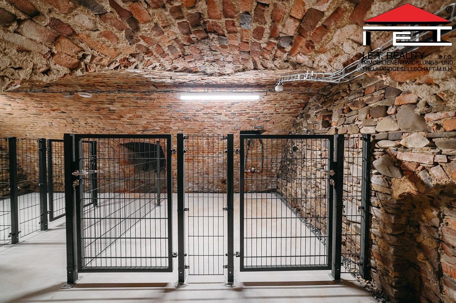Prodej komerčního prostoru 89 m² - foto 17