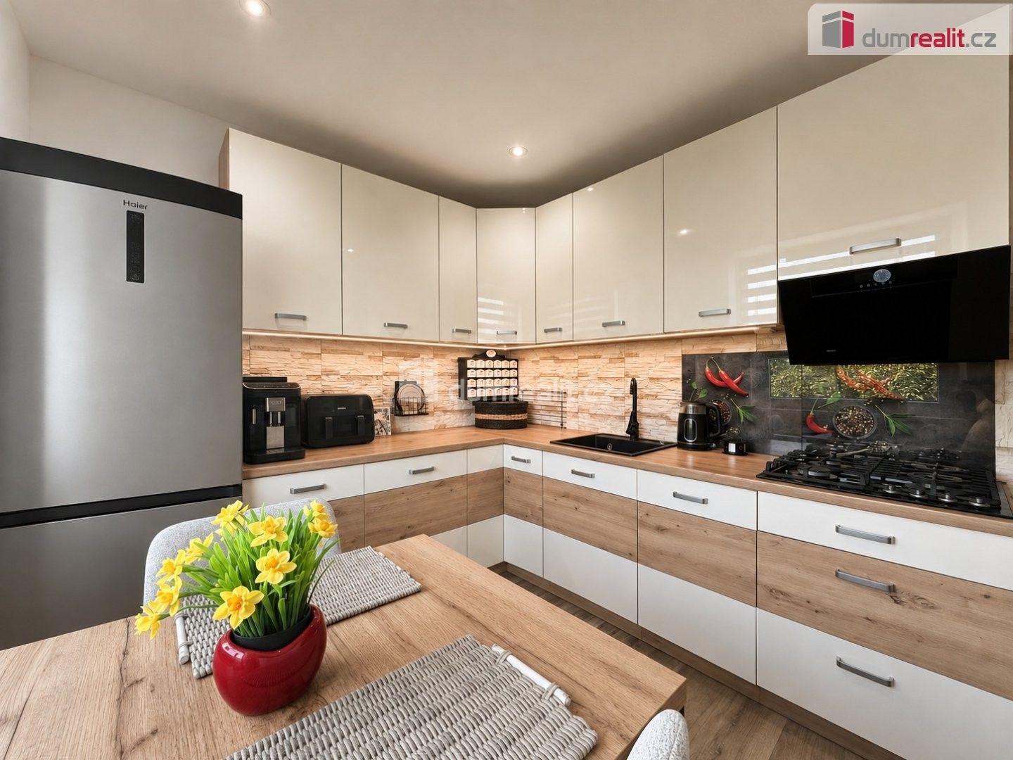 Prodej bytu 3+1 70 m² - foto 2