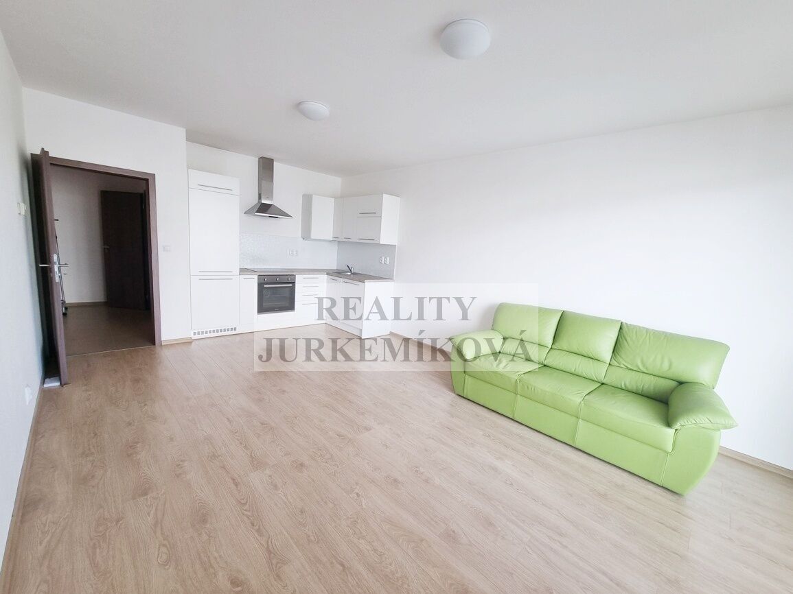Pronájem bytu 2+kk 58 m² - foto 1