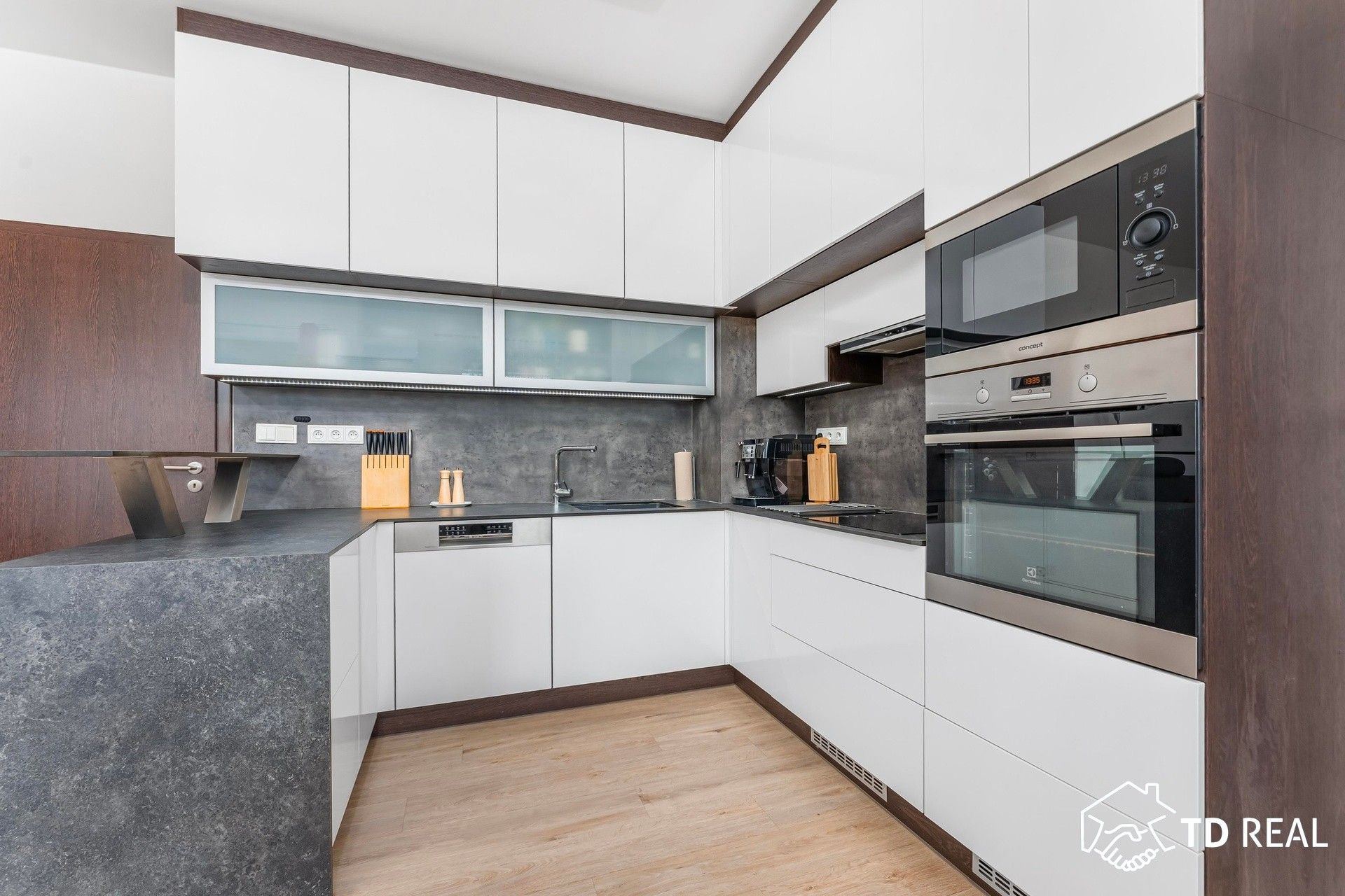 Prodej bytu 3+kk 73 m² - foto 4