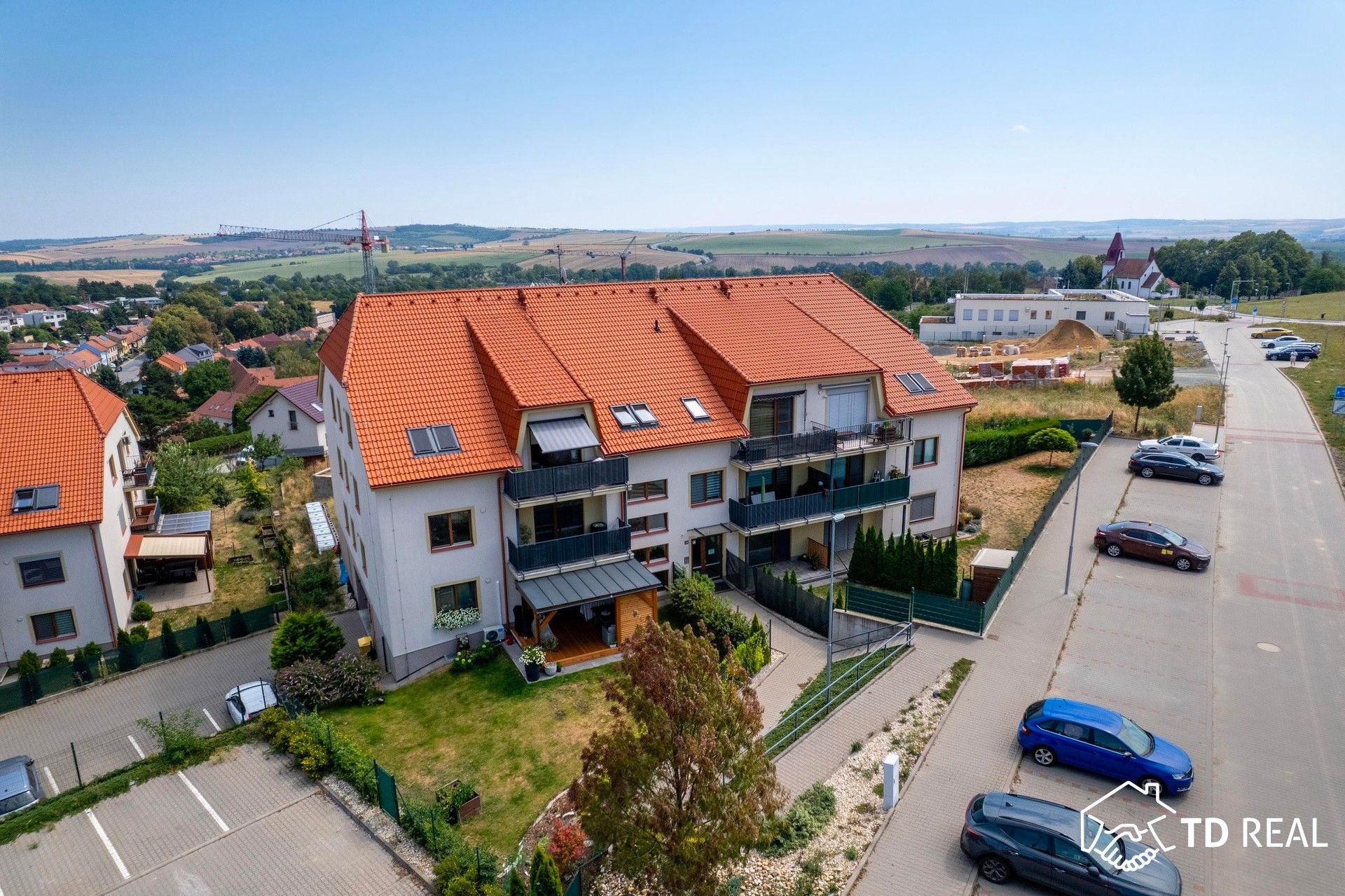 Prodej bytu 3+kk 73 m² - foto 1