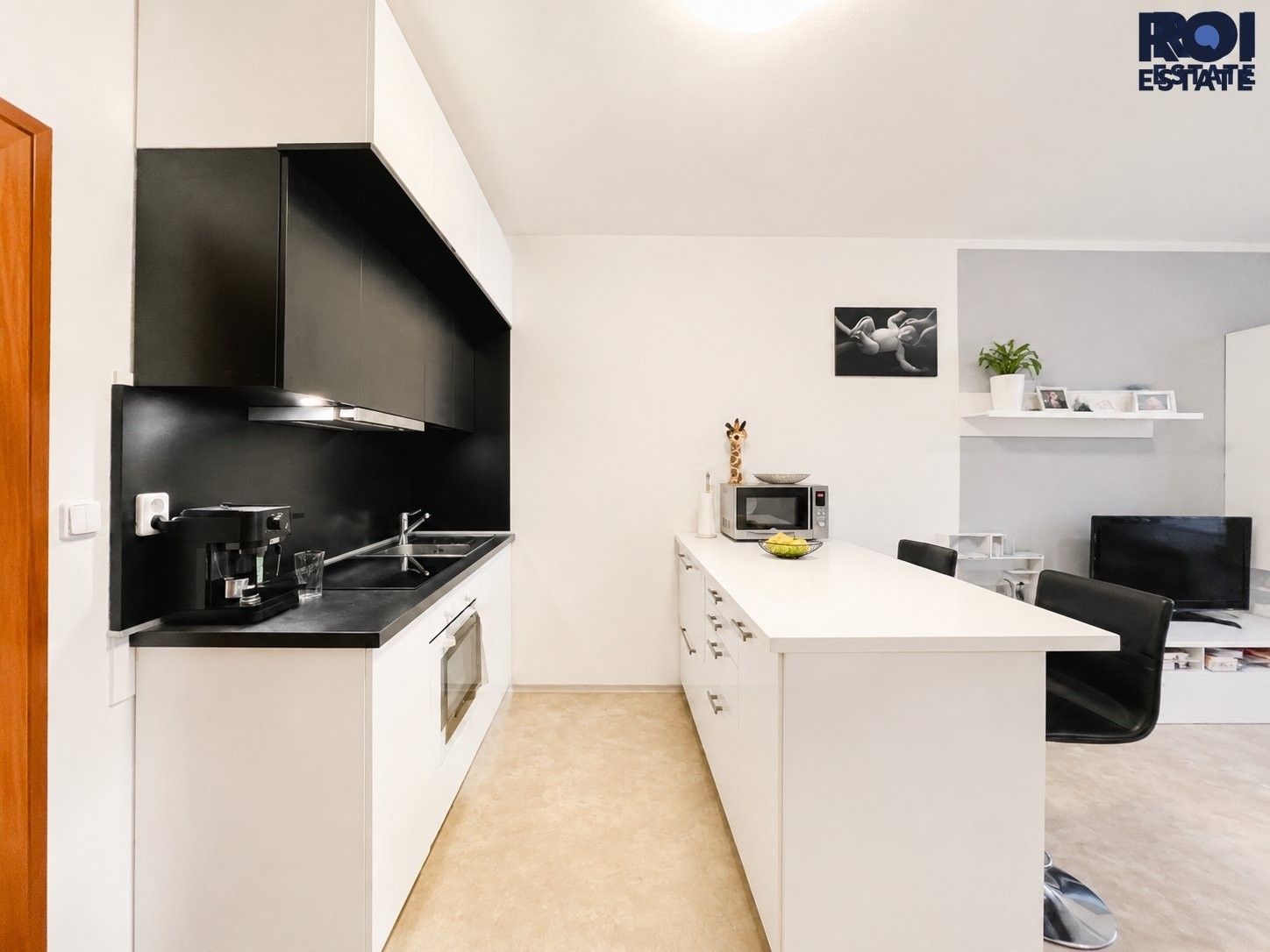 Pronájem bytu 2+kk 65 m² - foto 1