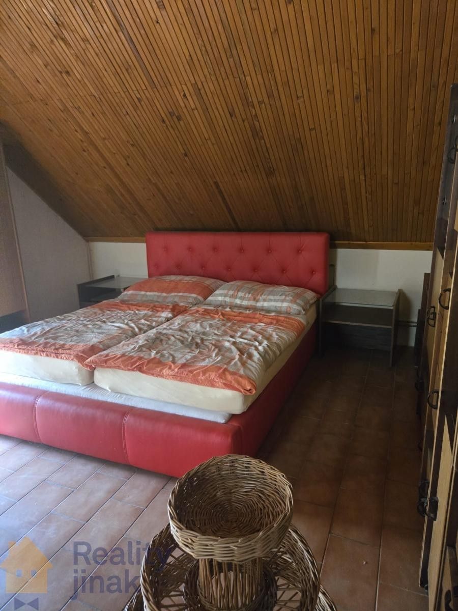 Prodej komerčního prostoru 300 m² - foto 12