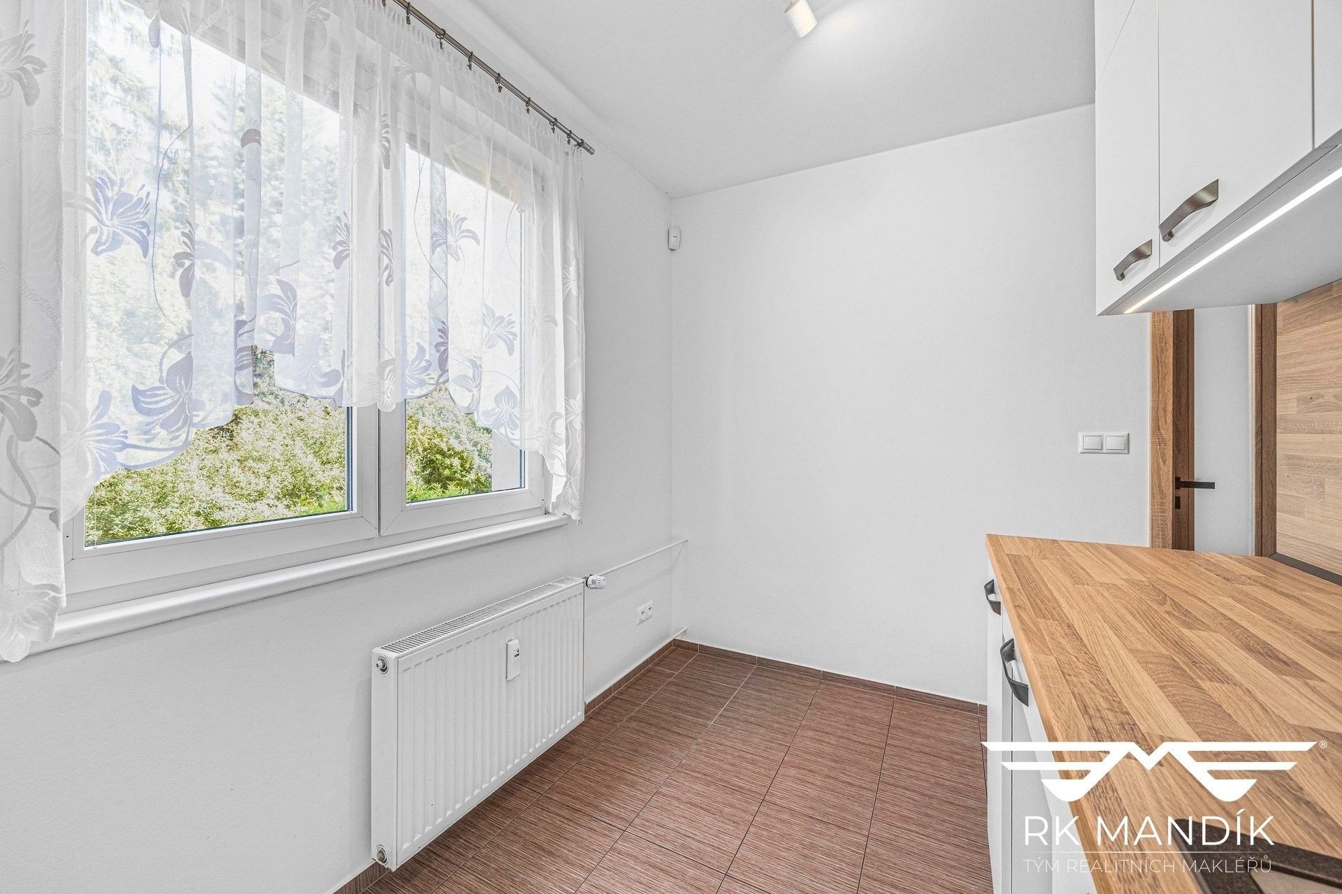 Pronájem bytu 3+1 72 m² - foto 7
