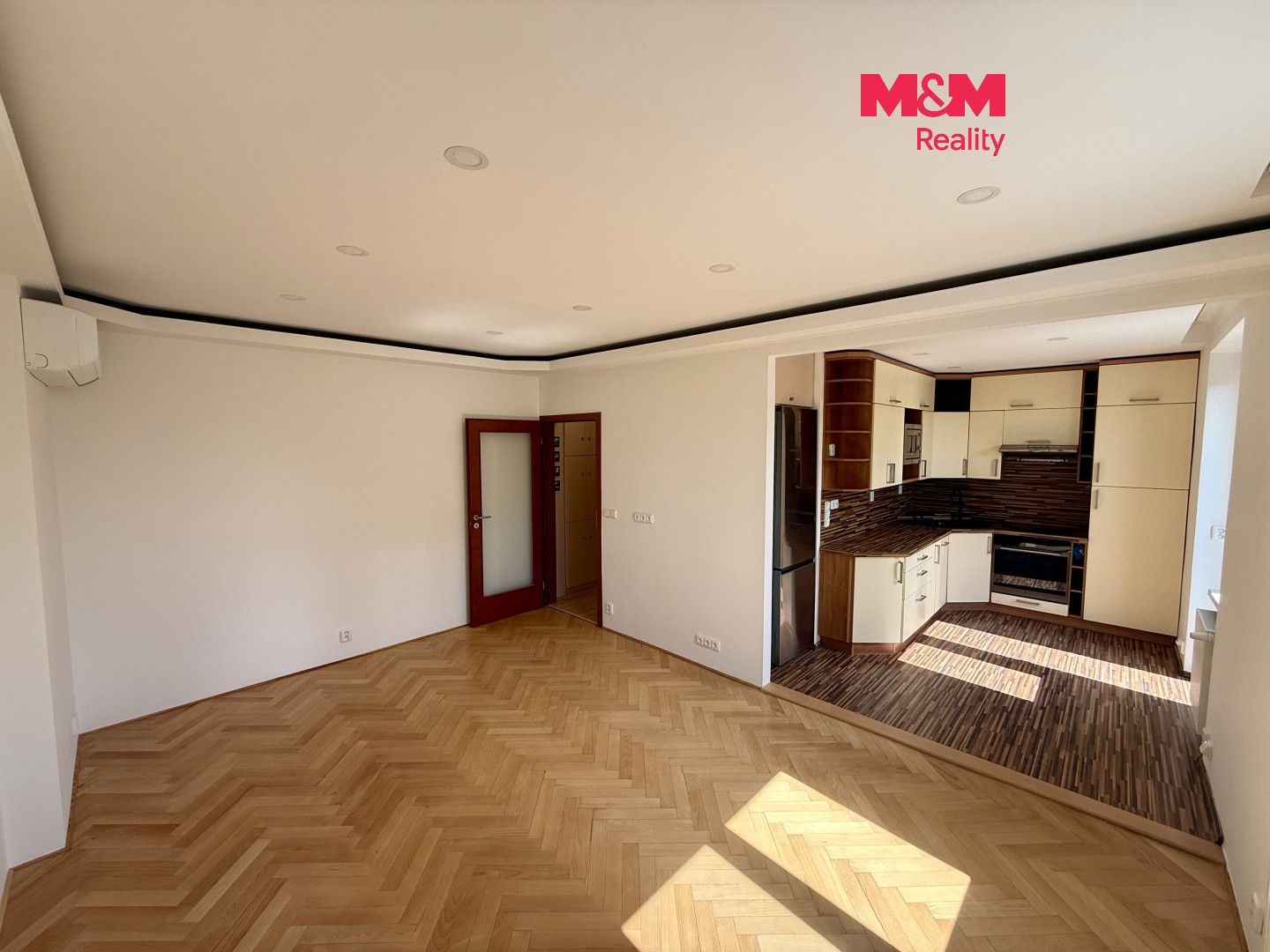 Pronájem bytu 2+kk 53 m² - foto 1