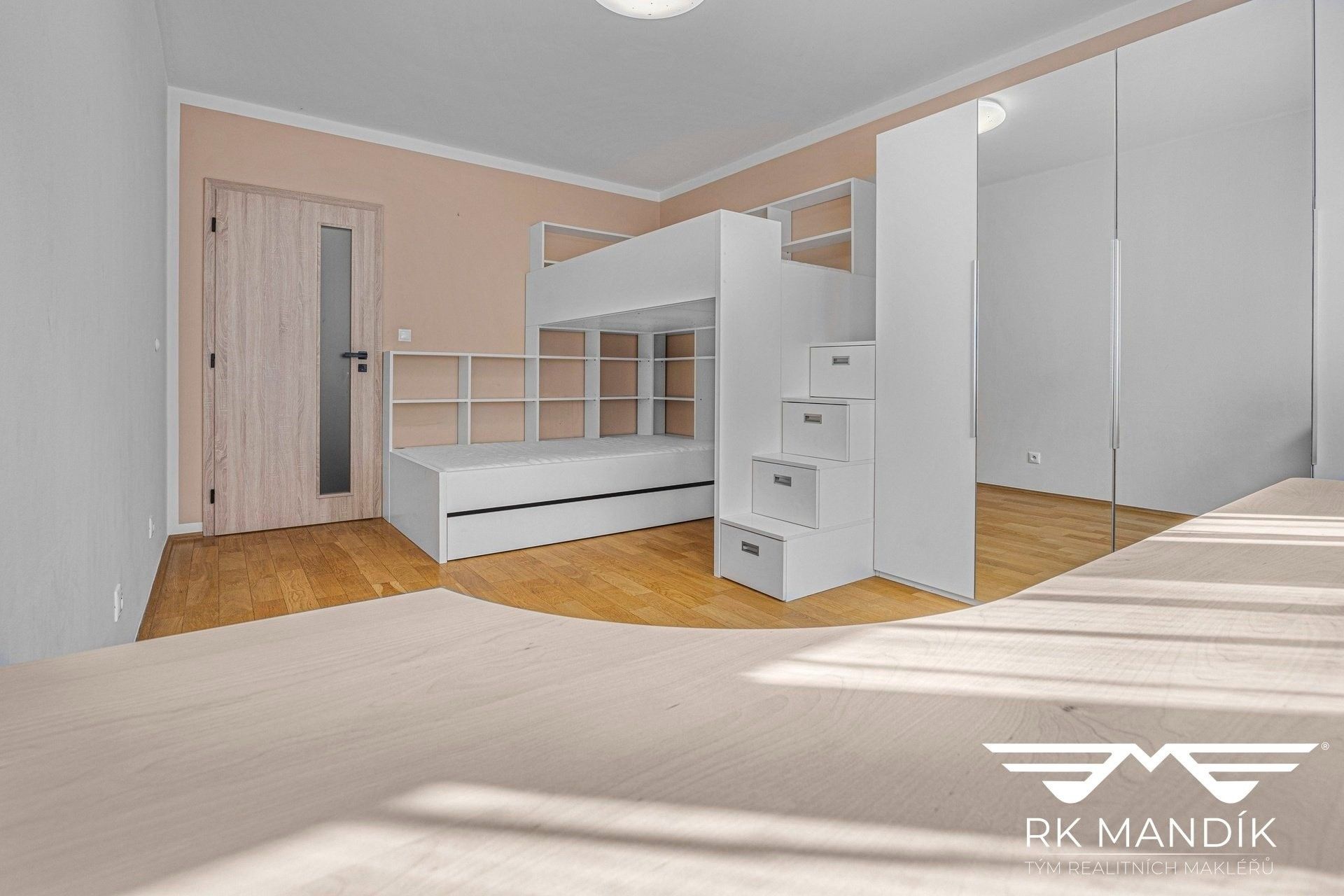Pronájem bytu 3+1 72 m² - foto 14